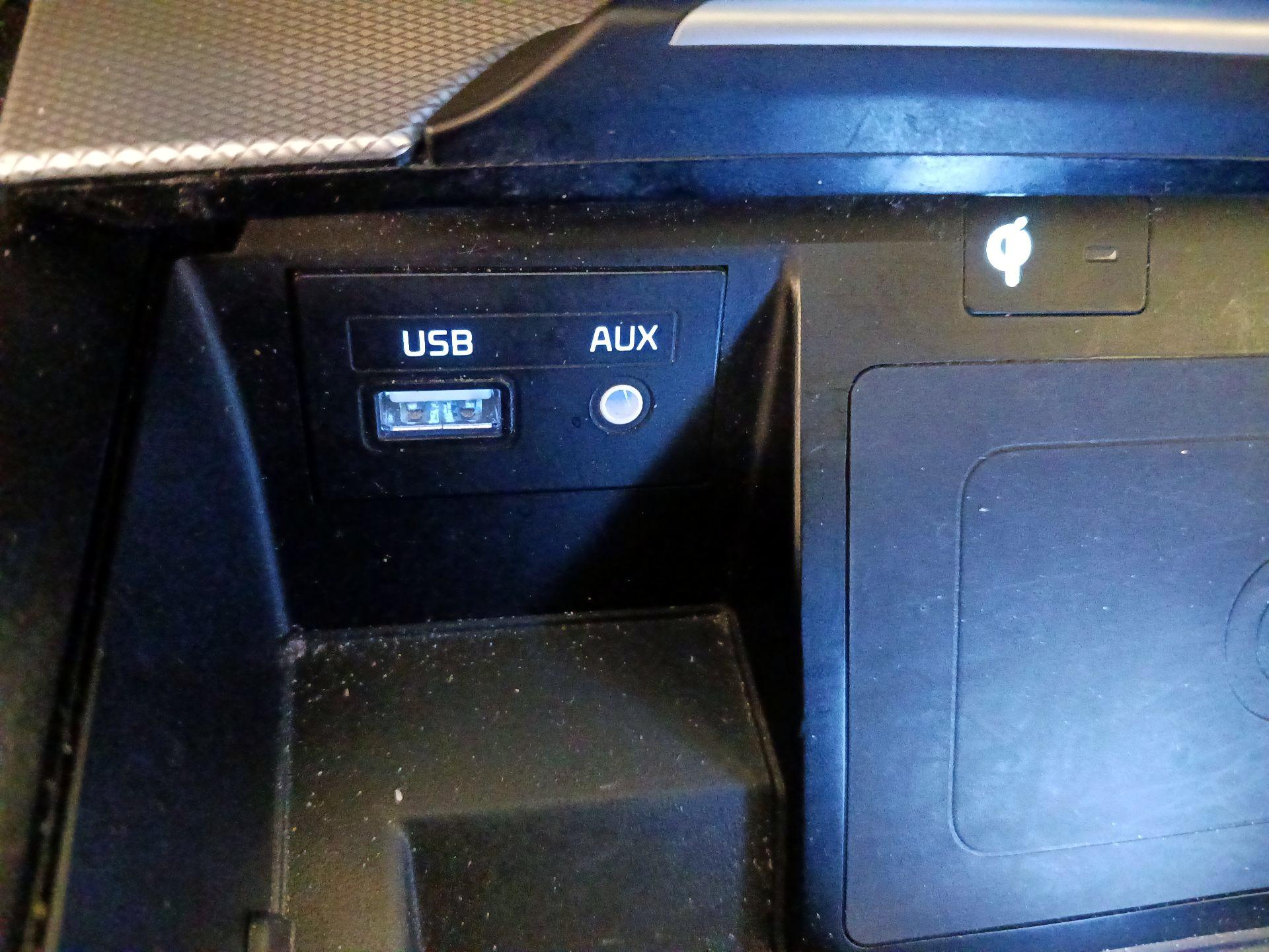 Thumbnail: 2019 Genesis G80 - 19