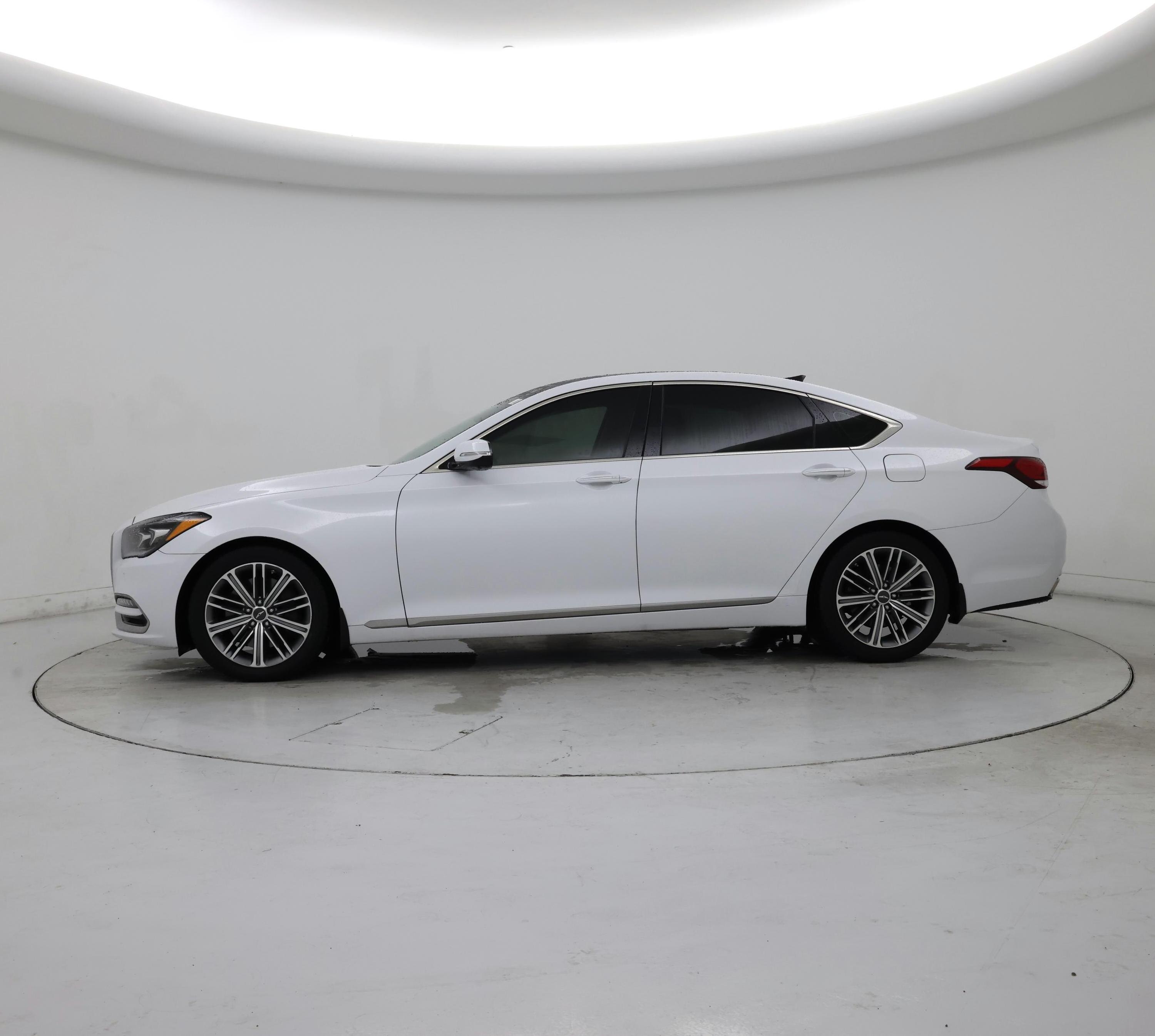 Thumbnail: 2019 Genesis G80 - 3