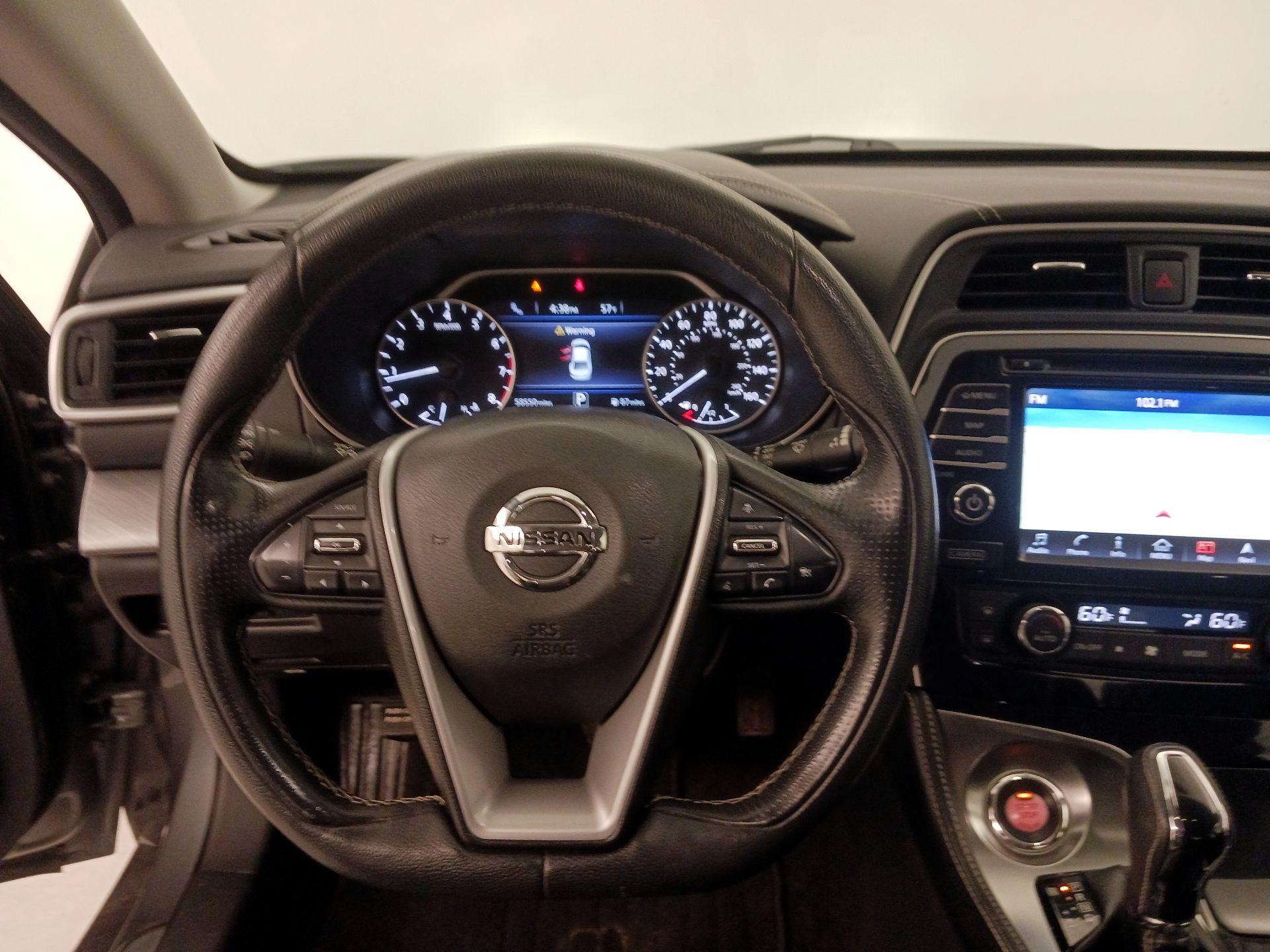 Thumbnail: 2016 Nissan Maxima - 10