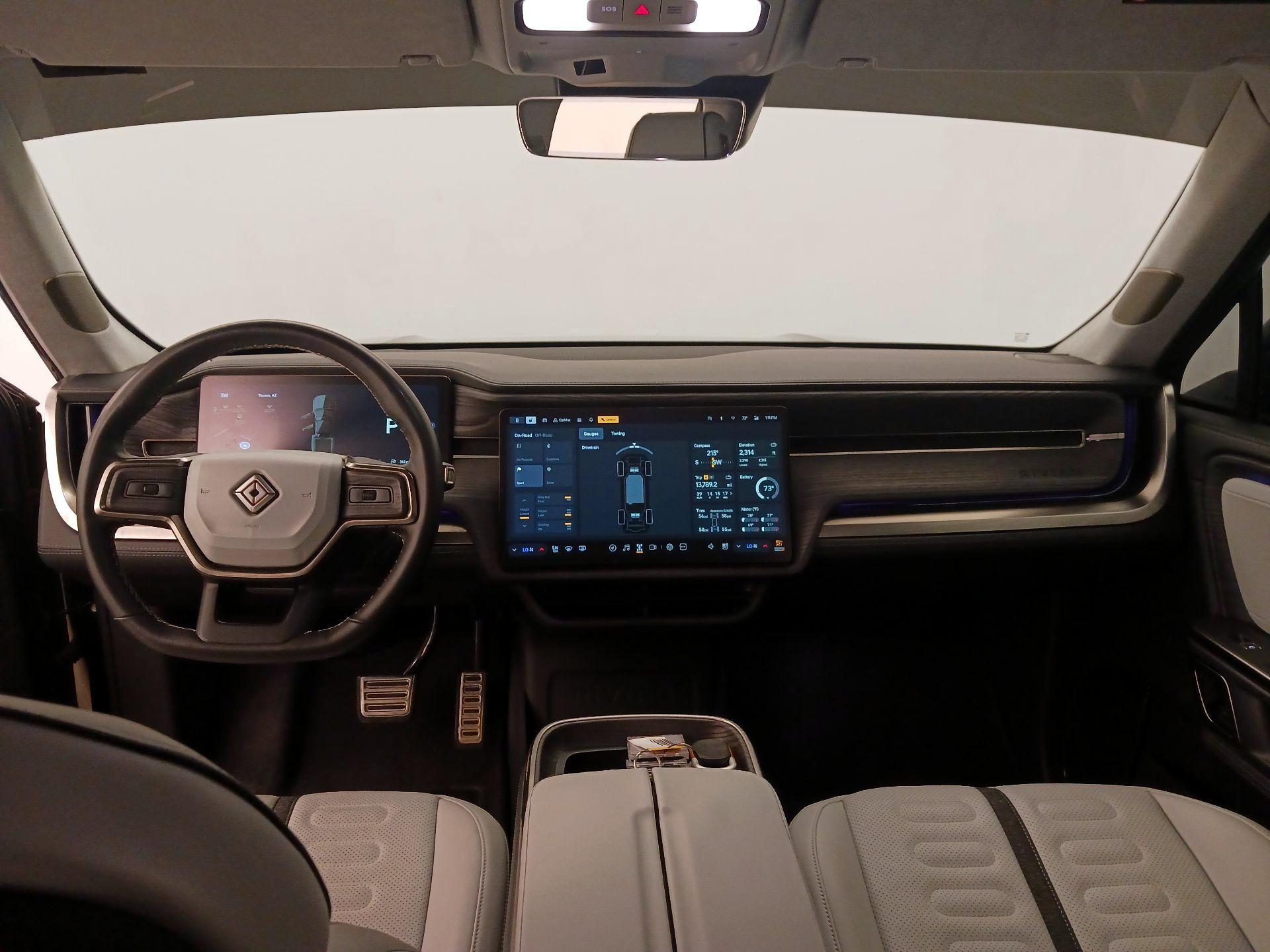 Thumbnail: 2023 Rivian R1T - 9