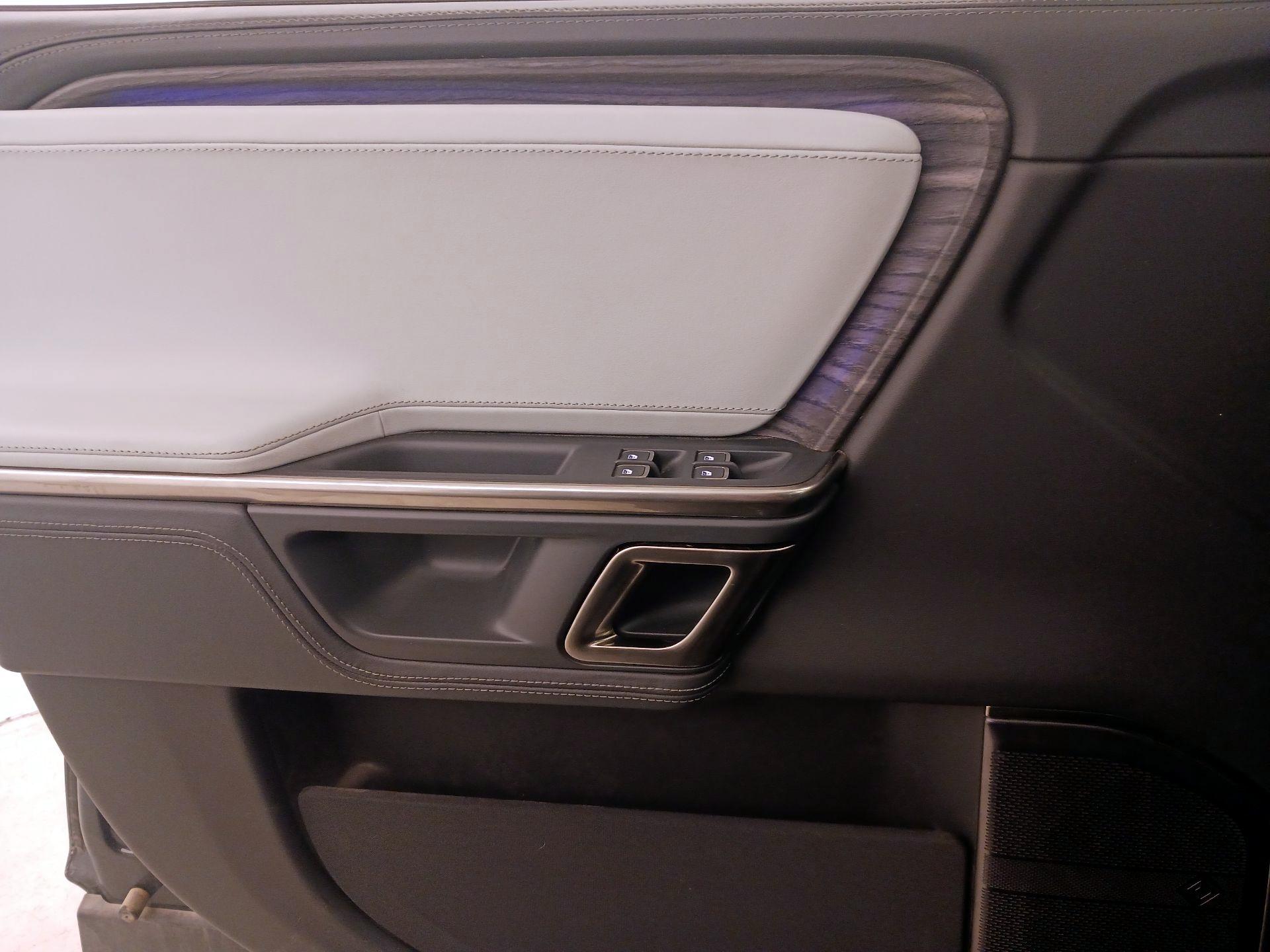 Thumbnail: 2023 Rivian R1T - 12