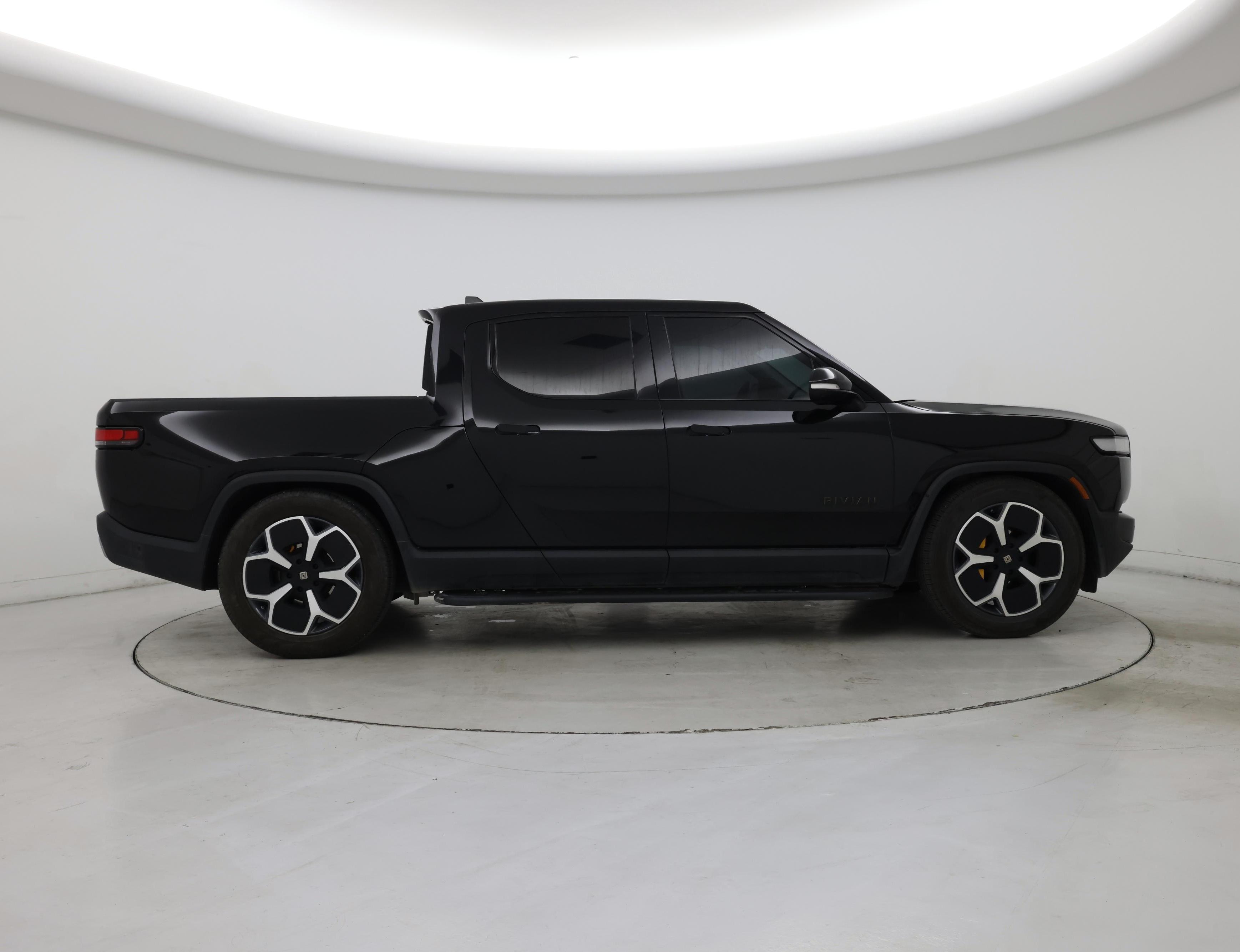 Thumbnail: 2023 Rivian R1T - 7