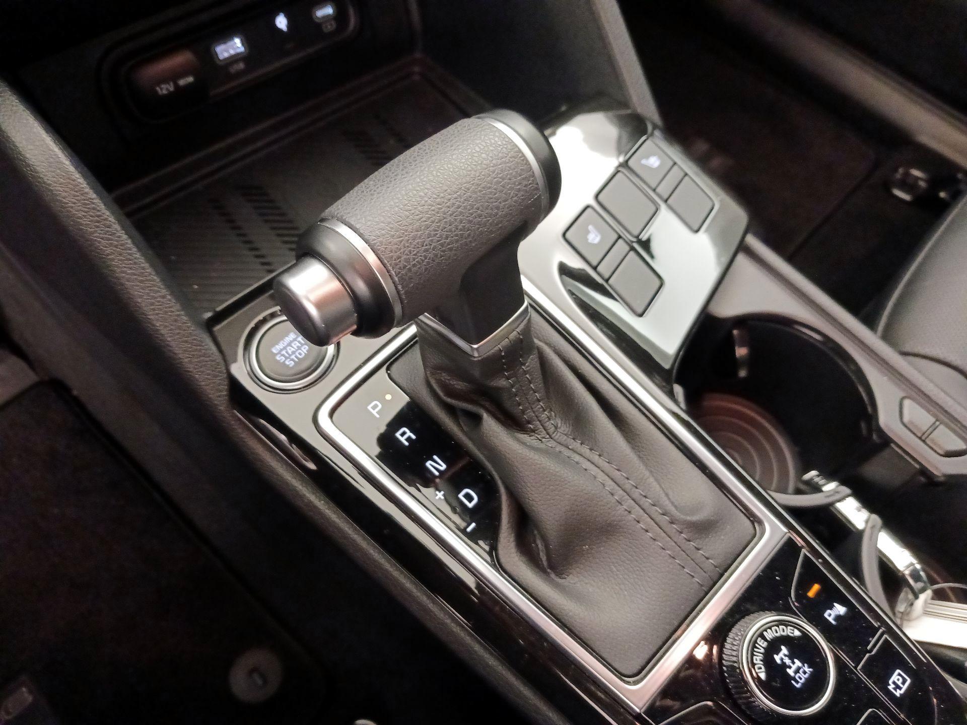 Thumbnail: 2023 Kia Sportage - 18