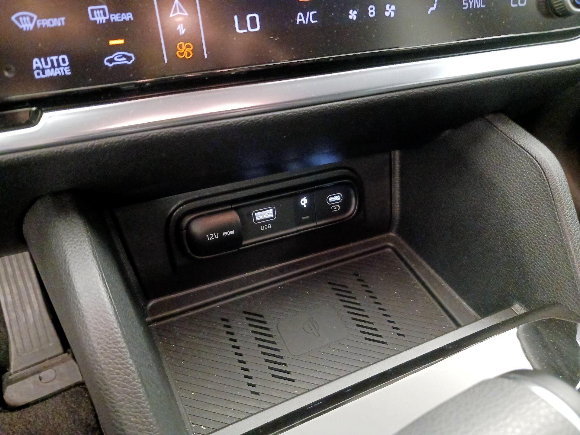 Thumbnail: 2023 Kia Sportage - 19