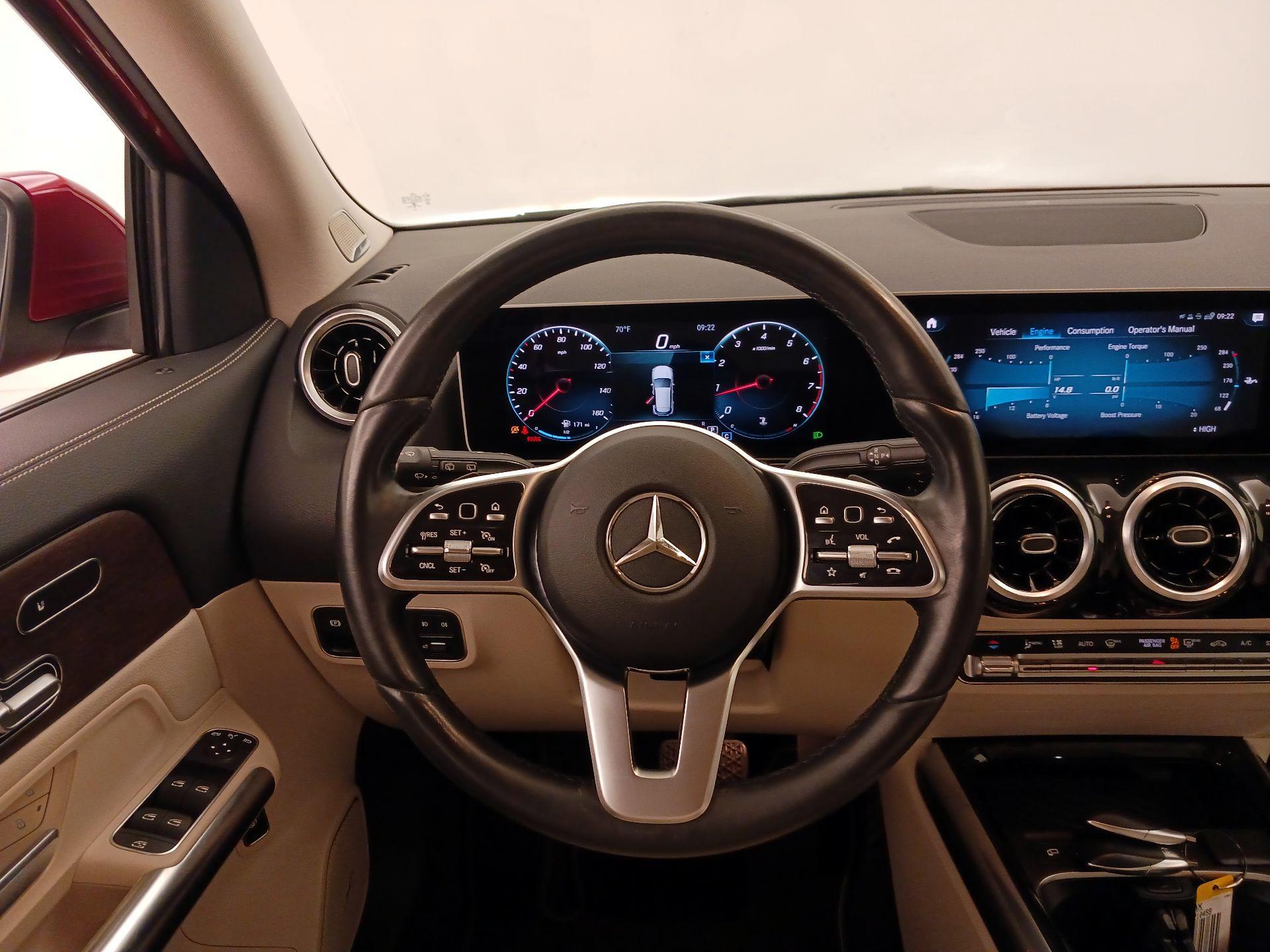 Thumbnail: 2021 Mercedes-Benz GLA - 10