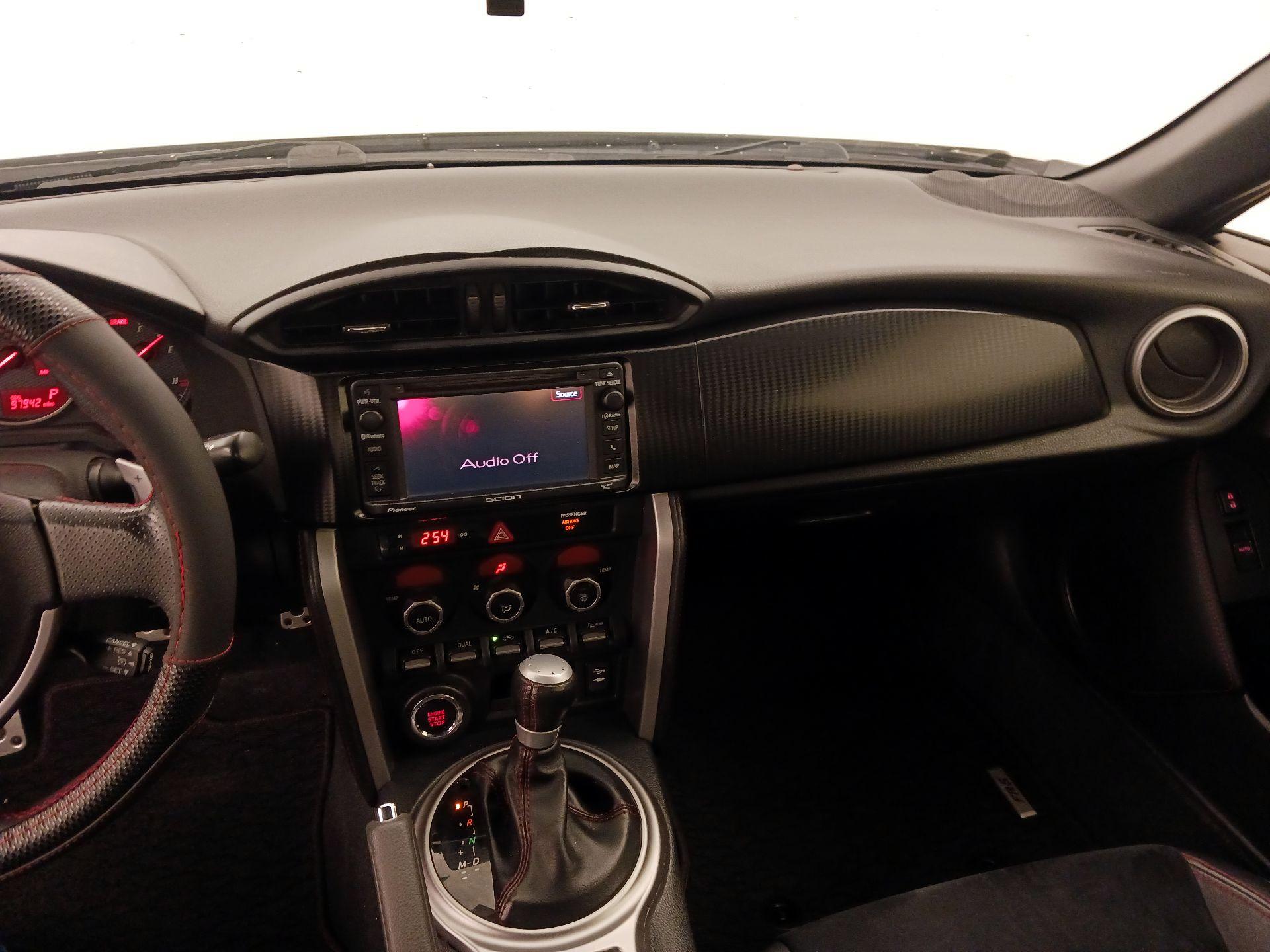 Thumbnail: 2014 Scion FR-S - 9