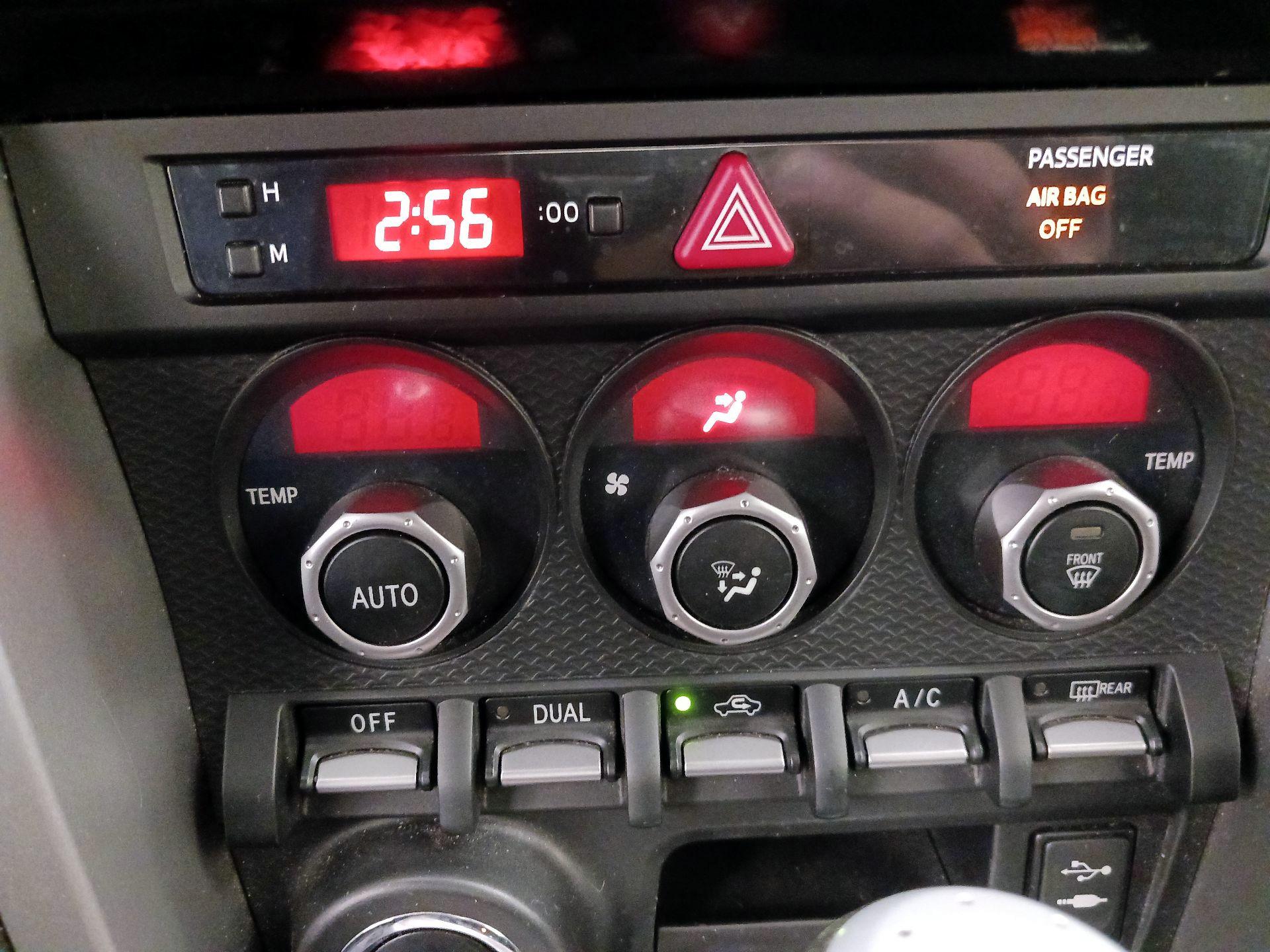 Thumbnail: 2014 Scion FR-S - 16