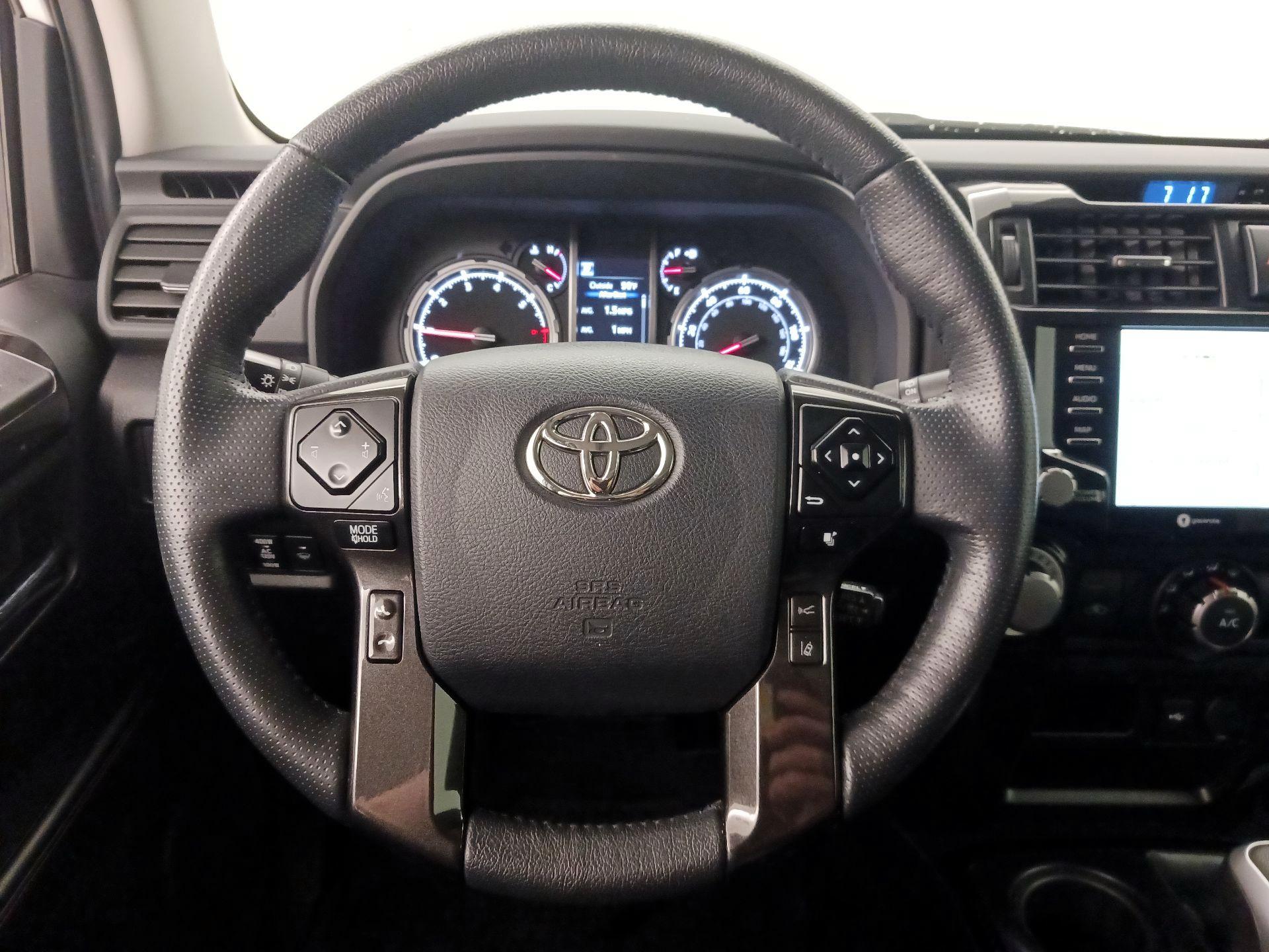 Thumbnail: 2023 Toyota 4Runner - 10