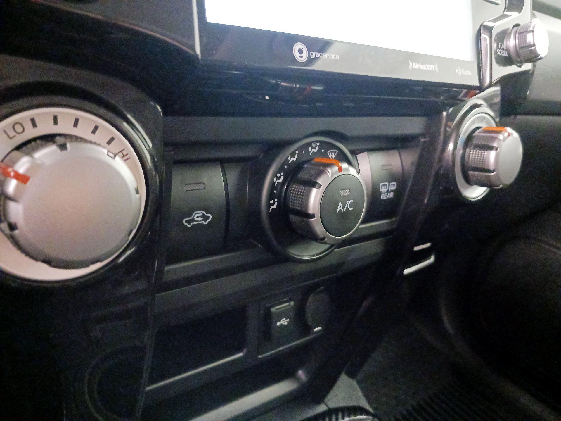 Thumbnail: 2023 Toyota 4Runner - 17