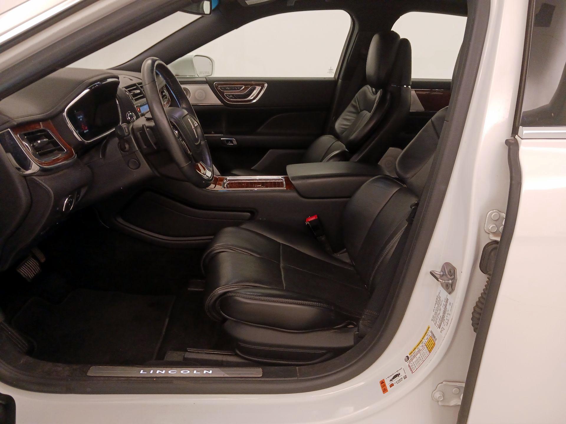 Thumbnail: 2020 Lincoln Continental - 11