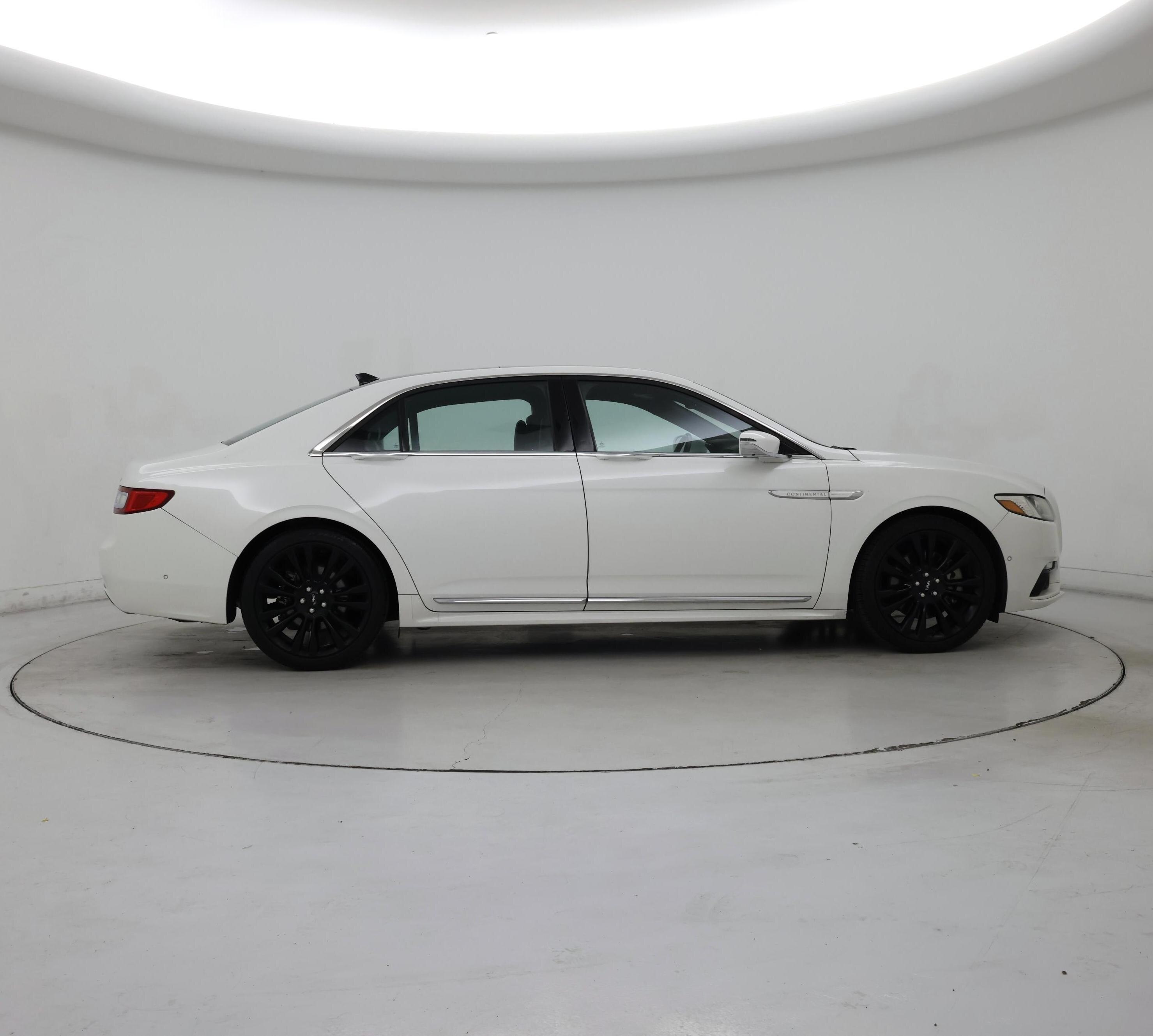 Thumbnail: 2020 Lincoln Continental - 7