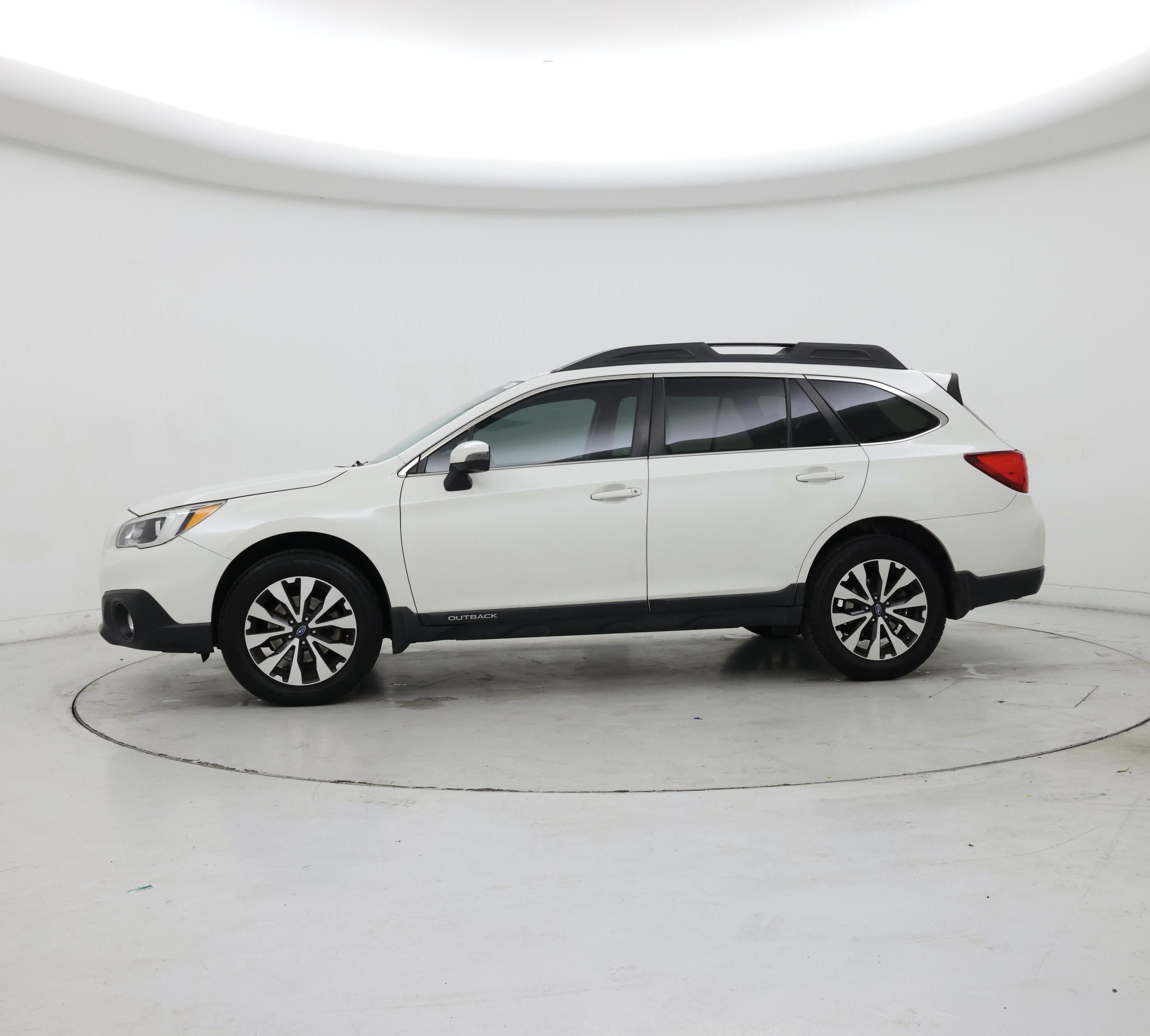 Thumbnail: 2016 Subaru Outback - 3
