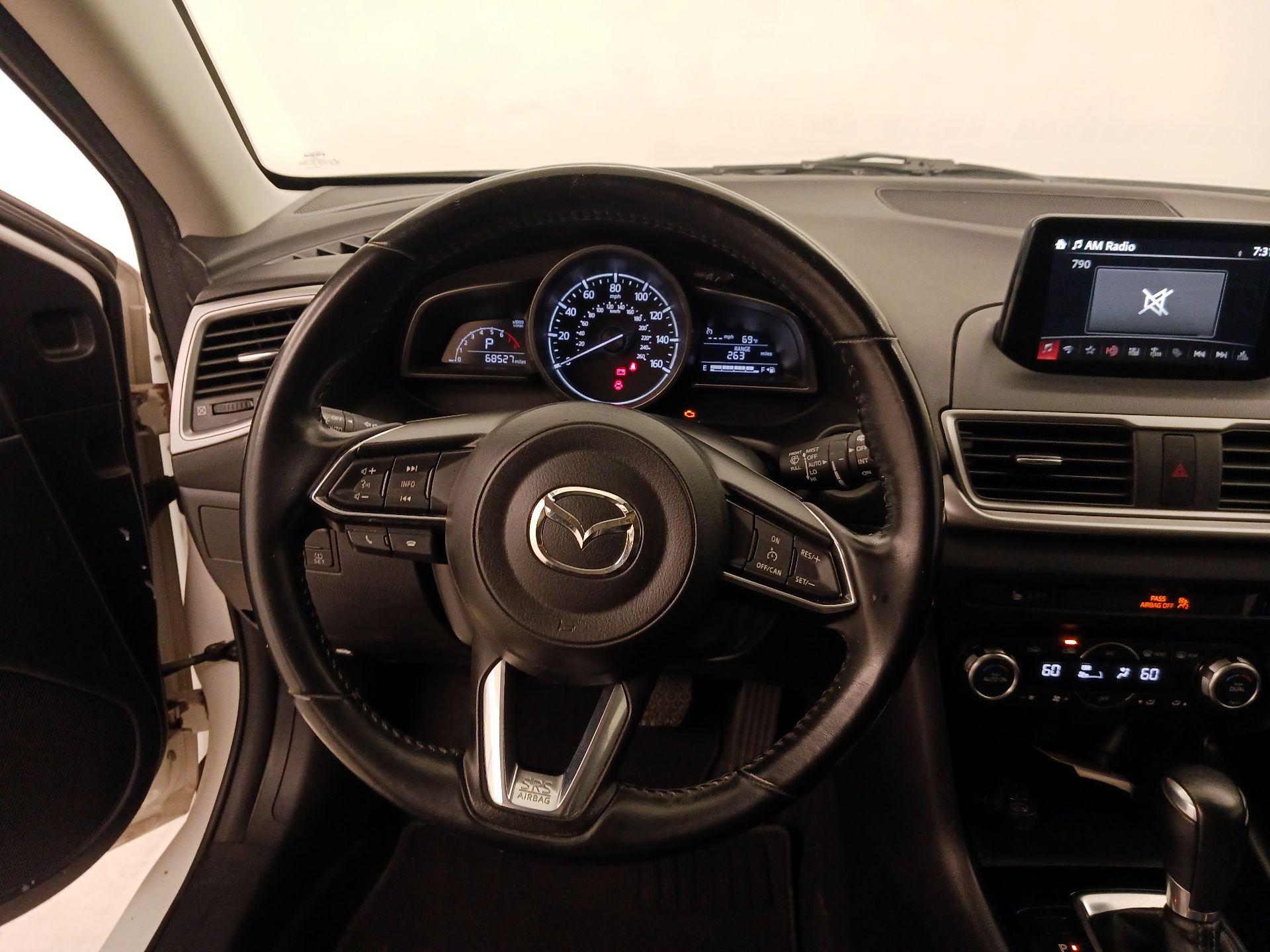 Thumbnail: 2017 Mazda Mazda3 - 10