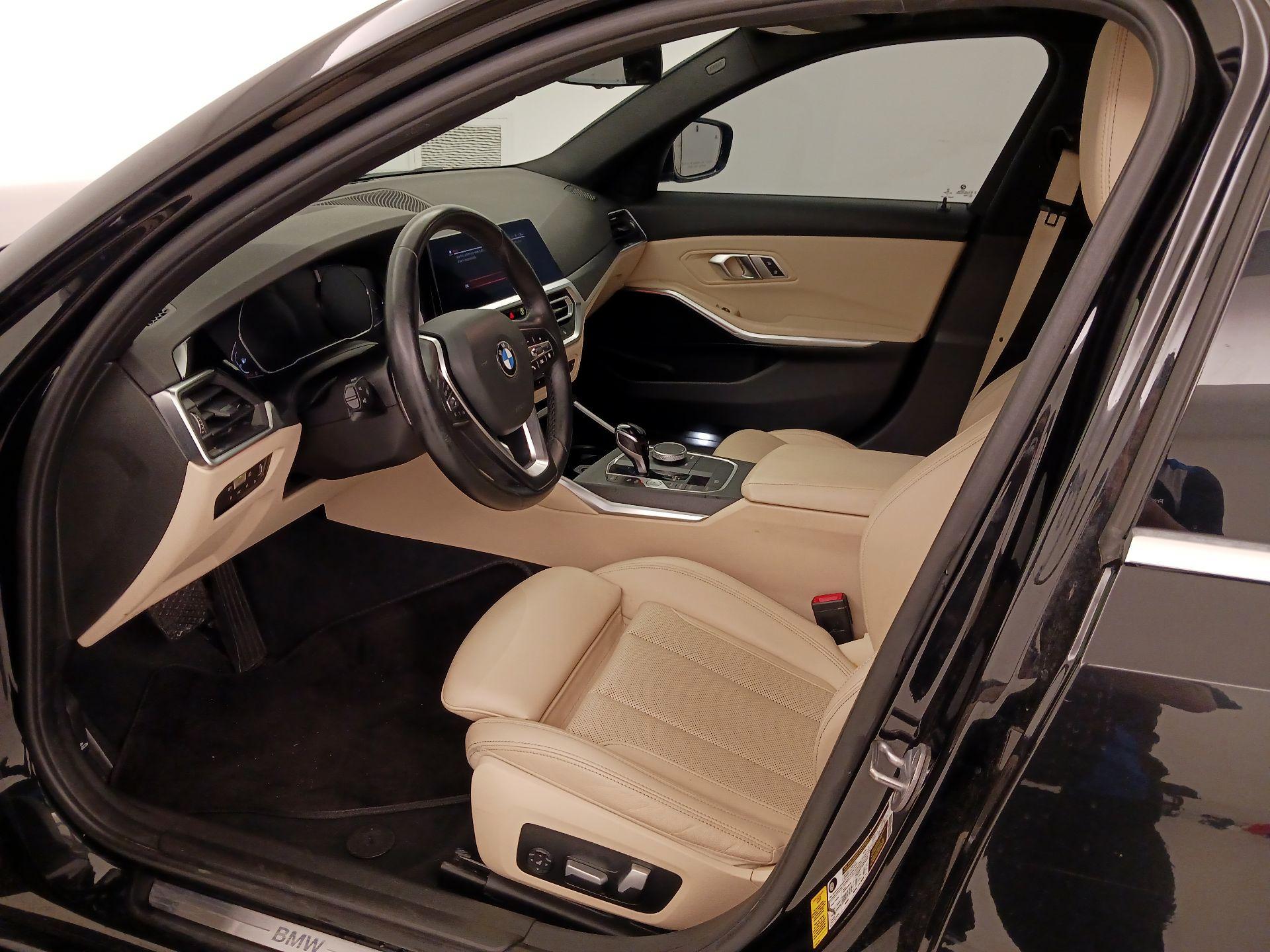 Thumbnail: 2022 BMW 3 Series - 11