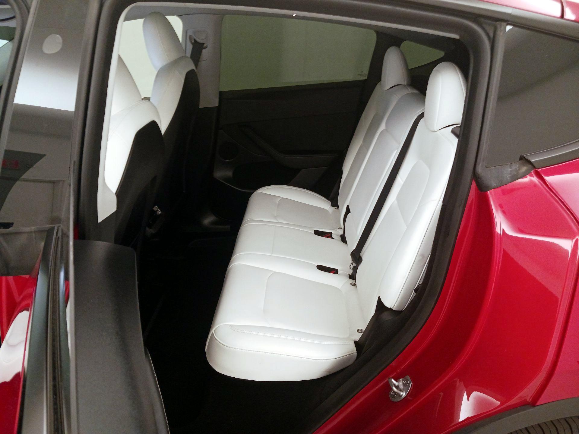 Thumbnail: 2023 Tesla Model Y - 18