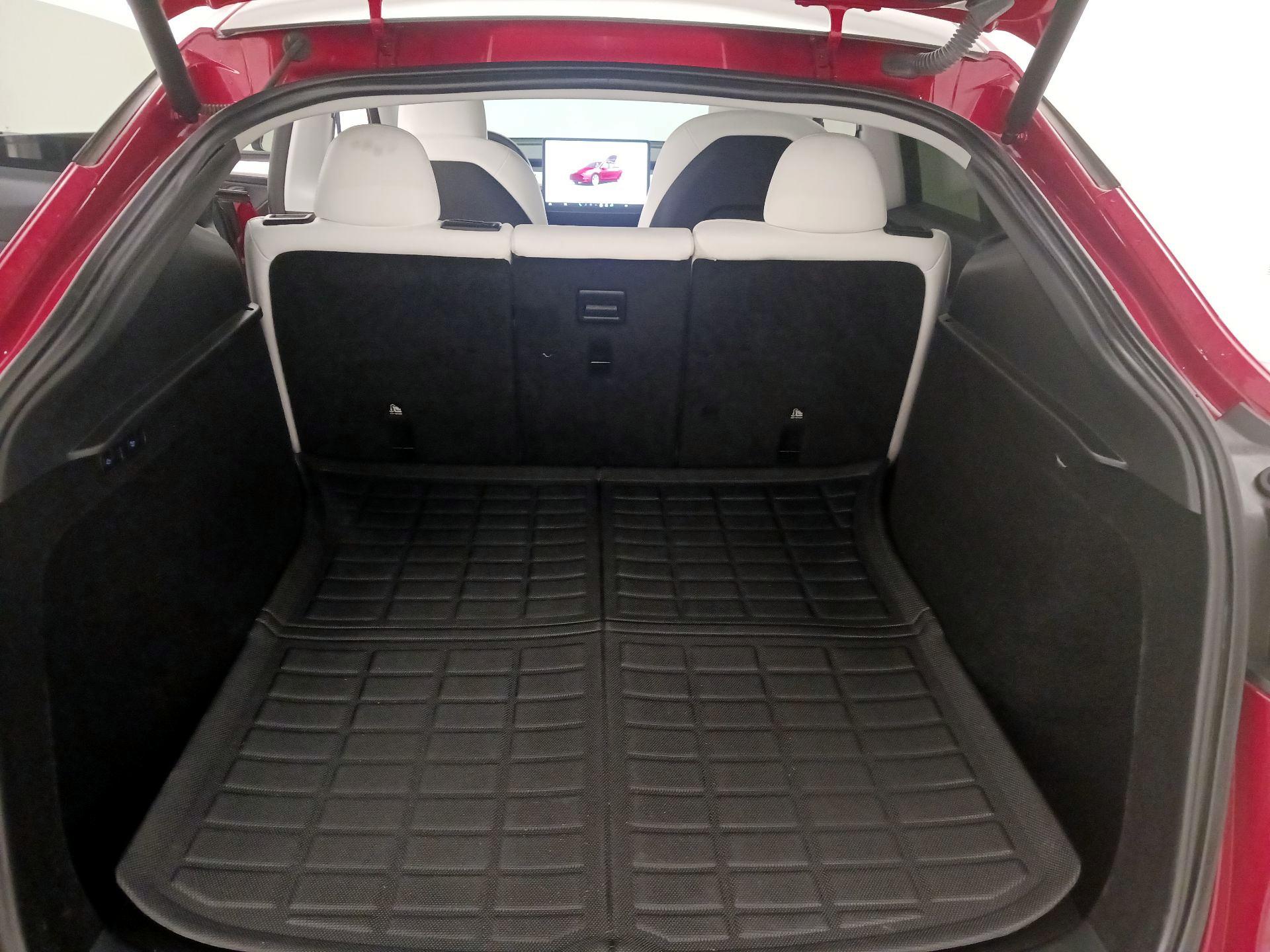 Thumbnail: 2023 Tesla Model Y - 19