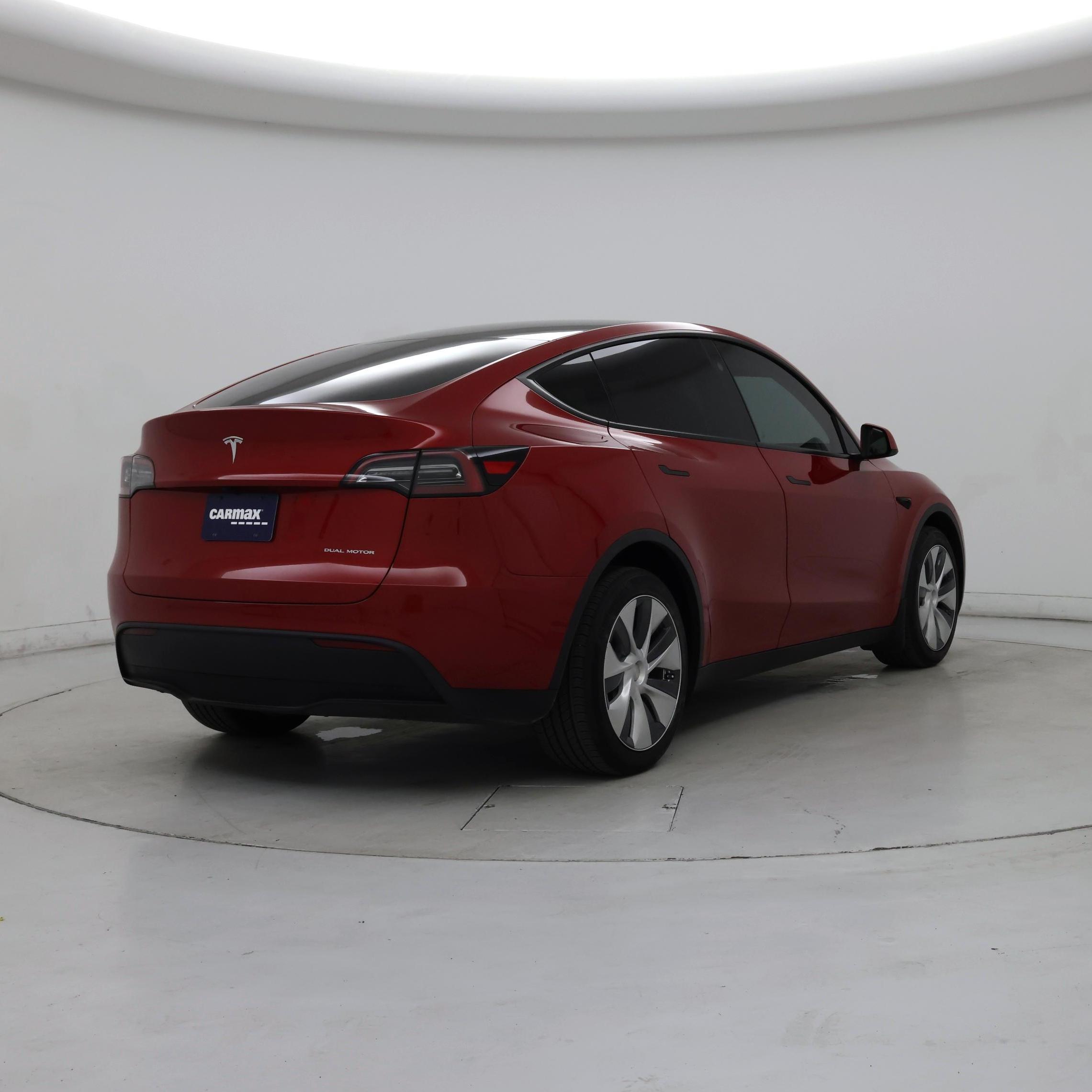 Thumbnail: 2023 Tesla Model Y - 8