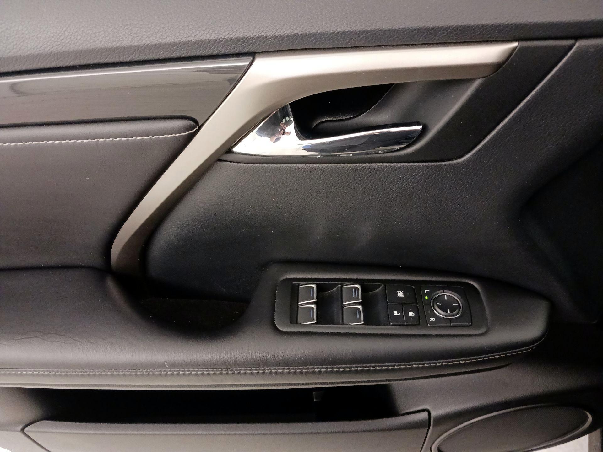 Thumbnail: 2017 Lexus RX - 12