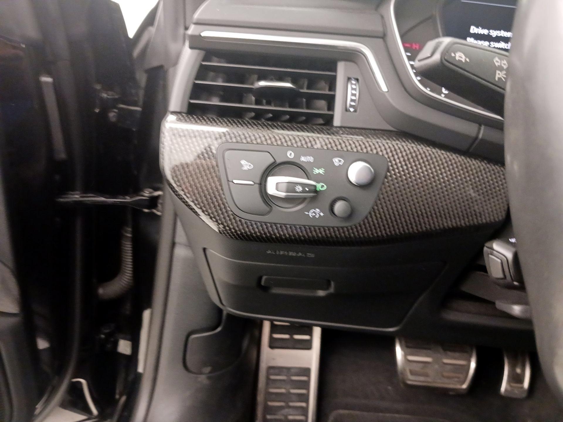 Thumbnail: 2019 Audi S5 - 13