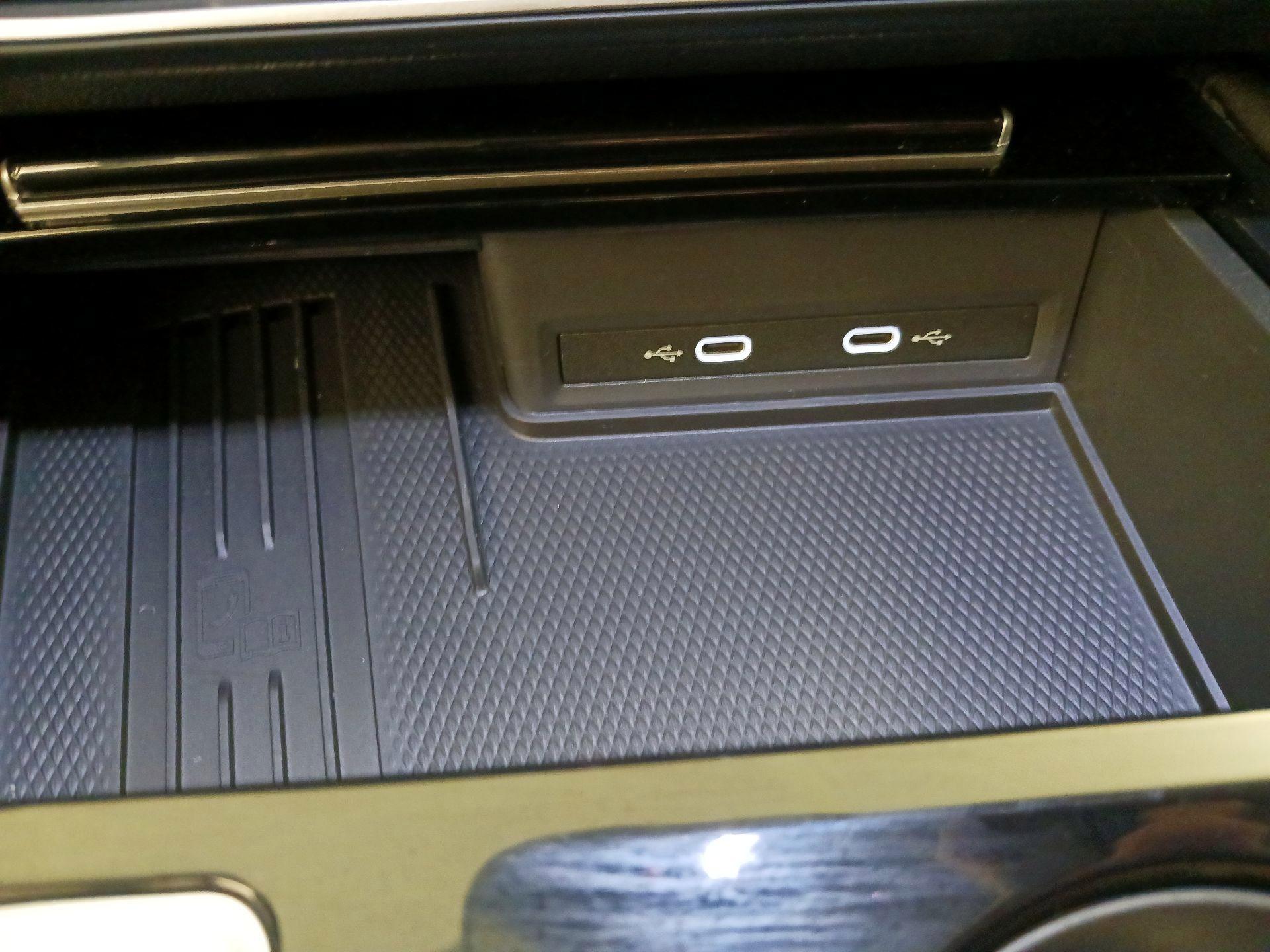 Thumbnail: 2025 Volkswagen Atlas - 18