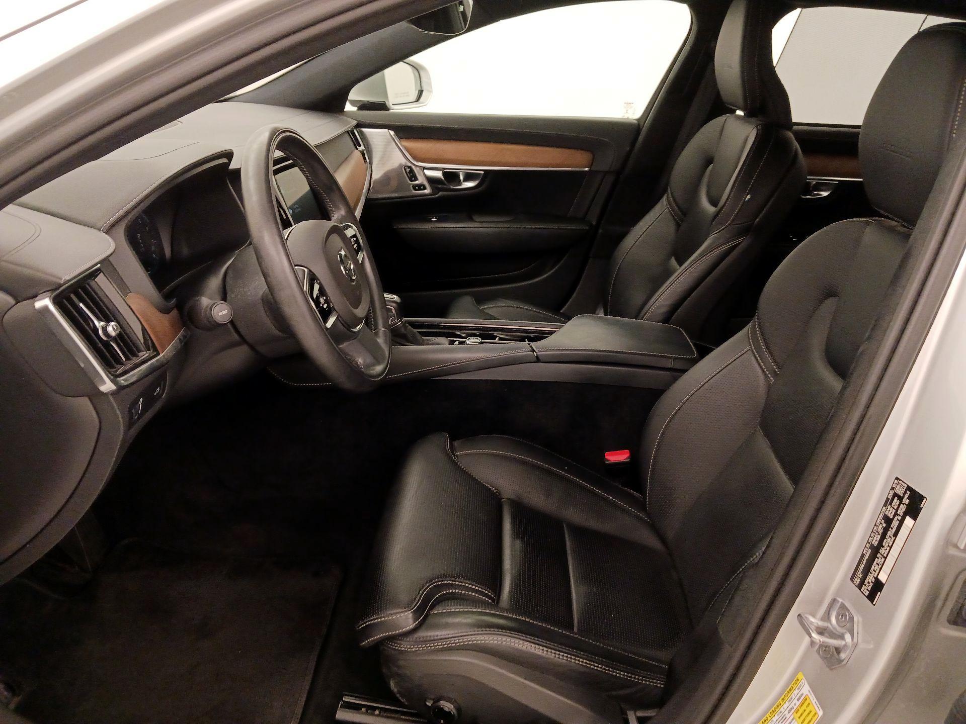 Thumbnail: 2019 Volvo S90 - 11