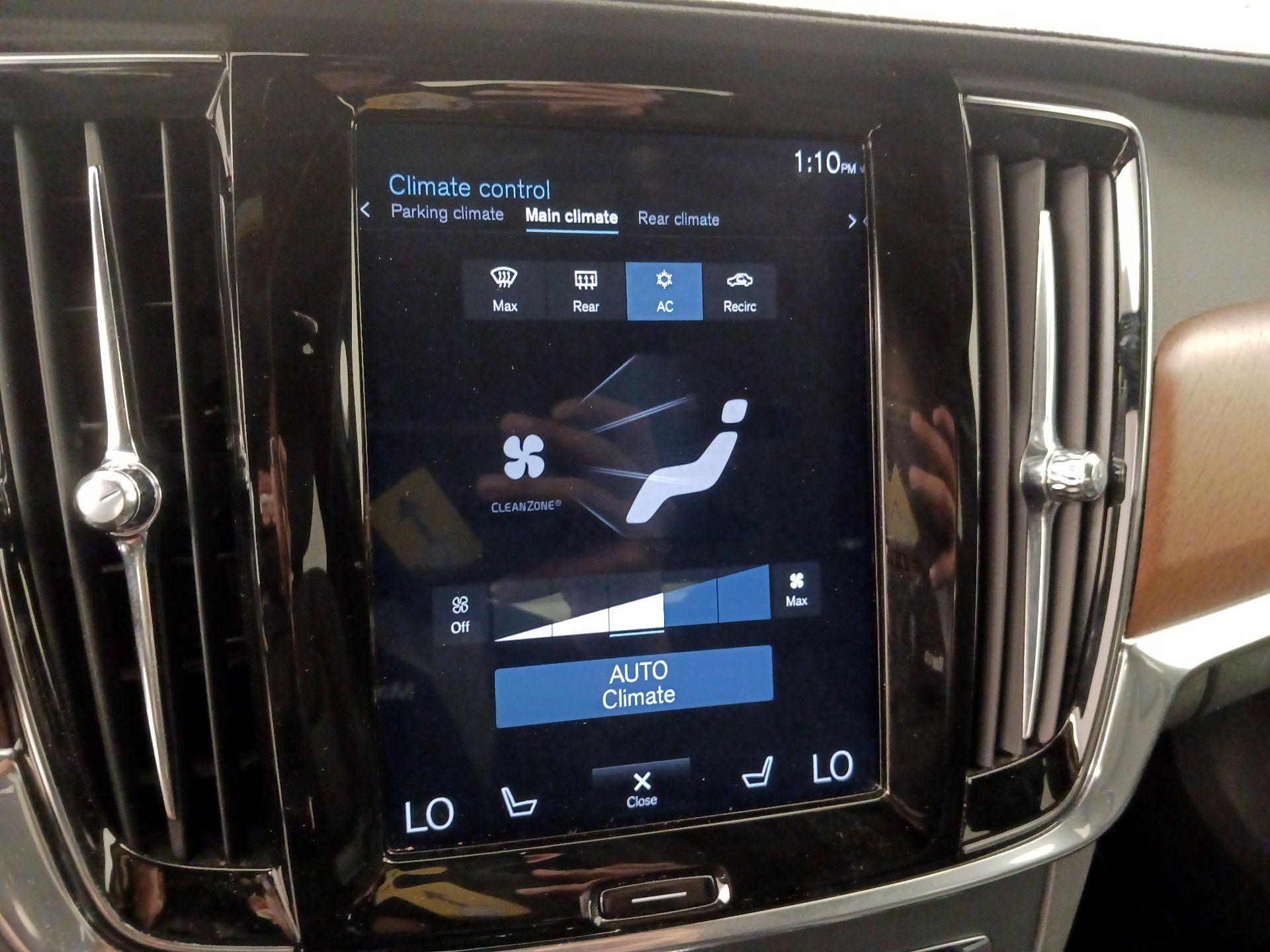 Thumbnail: 2019 Volvo S90 - 17