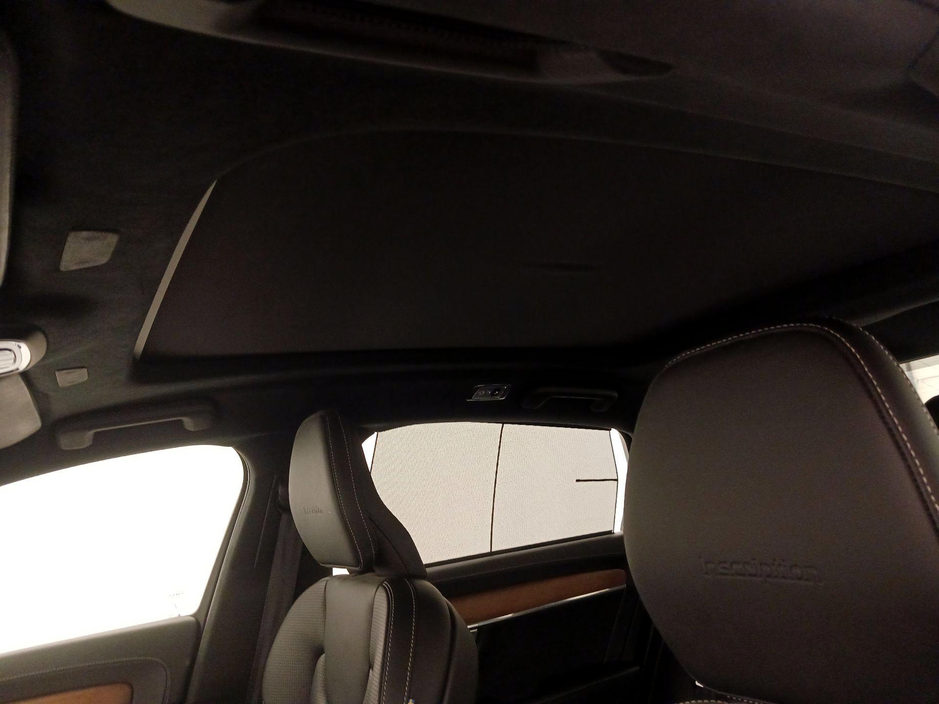 Thumbnail: 2019 Volvo S90 - 20