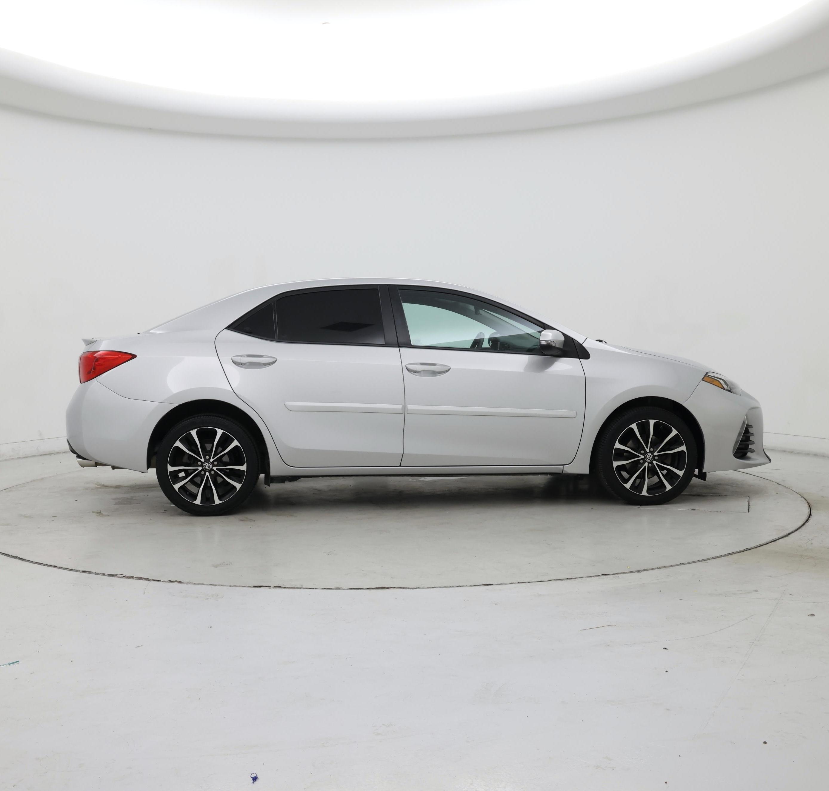 Thumbnail: 2017 Toyota Corolla - 7