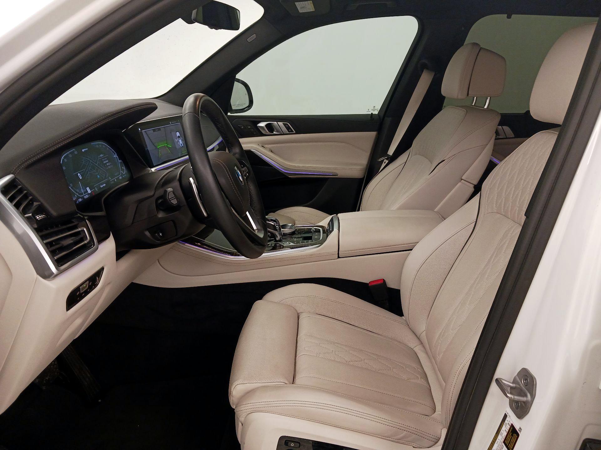 Thumbnail: 2023 BMW X5 - 11