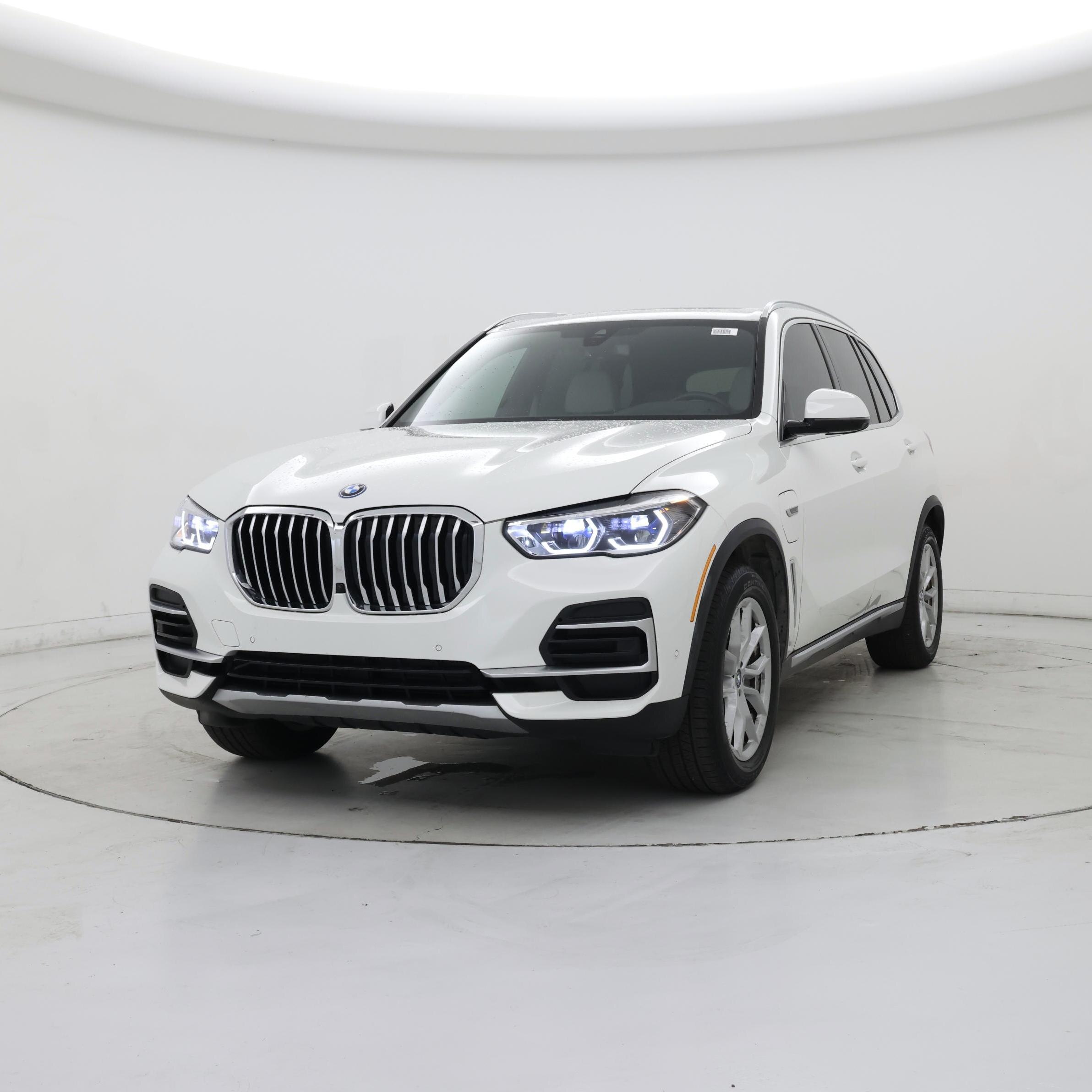 Thumbnail: 2023 BMW X5 - 4