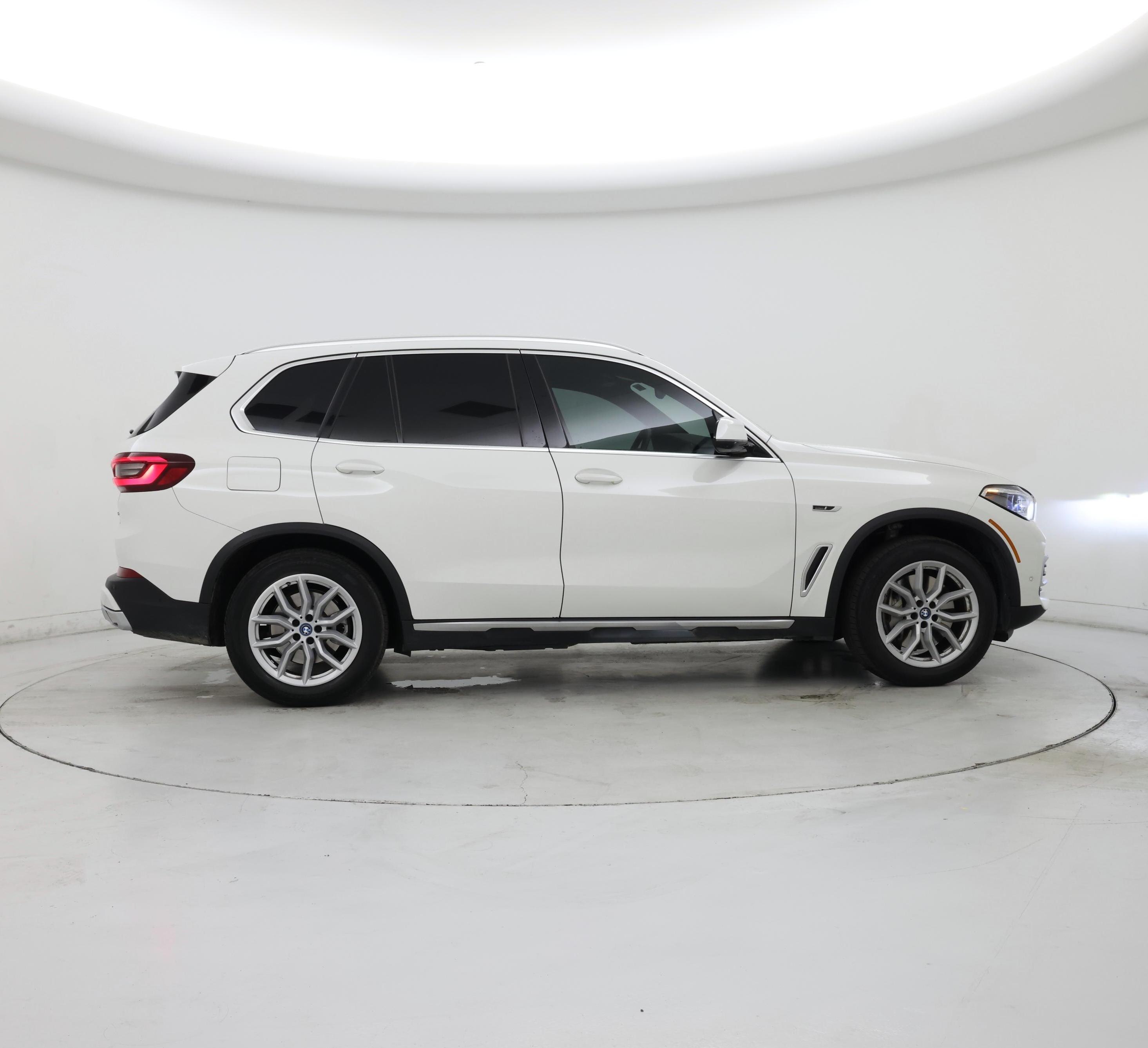 Thumbnail: 2023 BMW X5 - 7