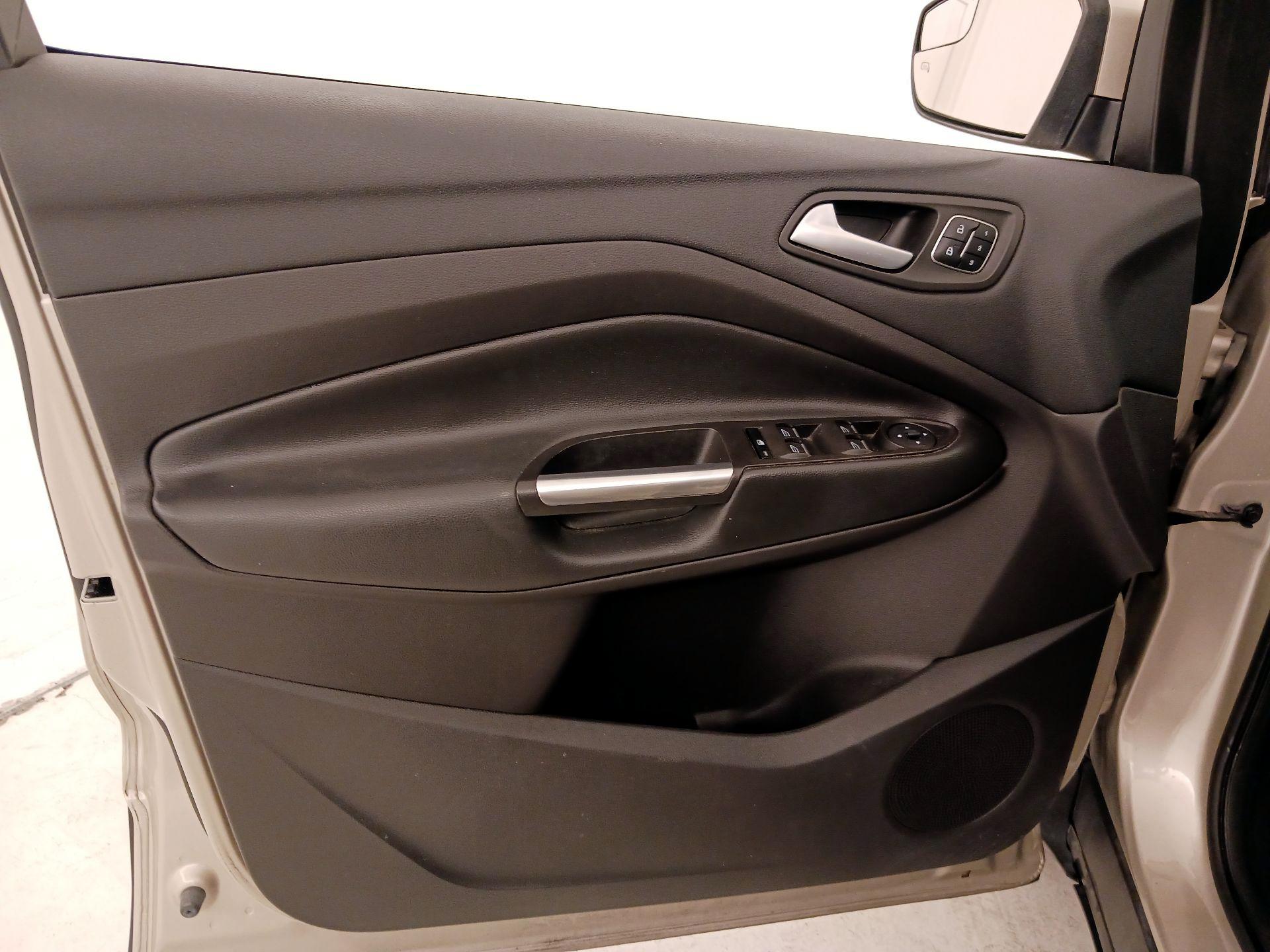 Thumbnail: 2018 Ford Escape - 12