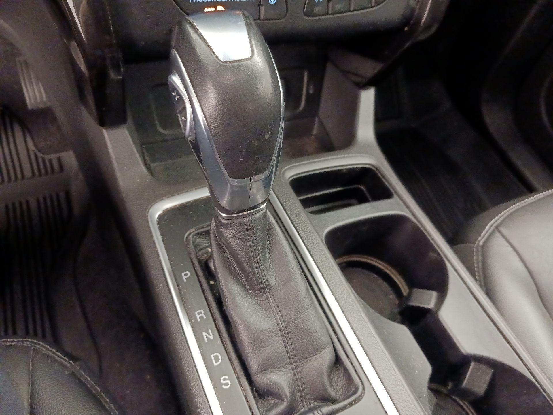 Thumbnail: 2018 Ford Escape - 18