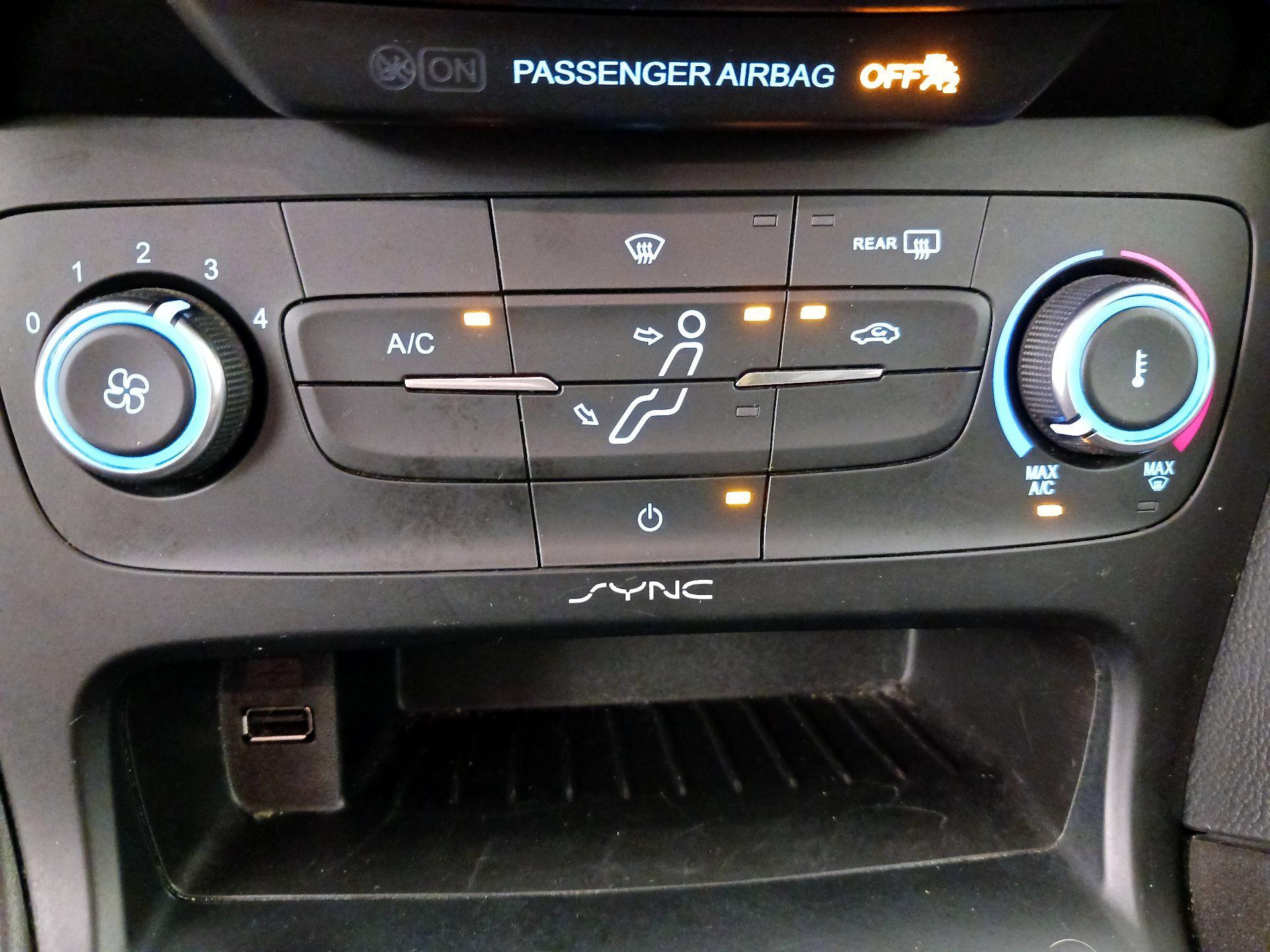 Thumbnail: 2018 Ford Focus - 16