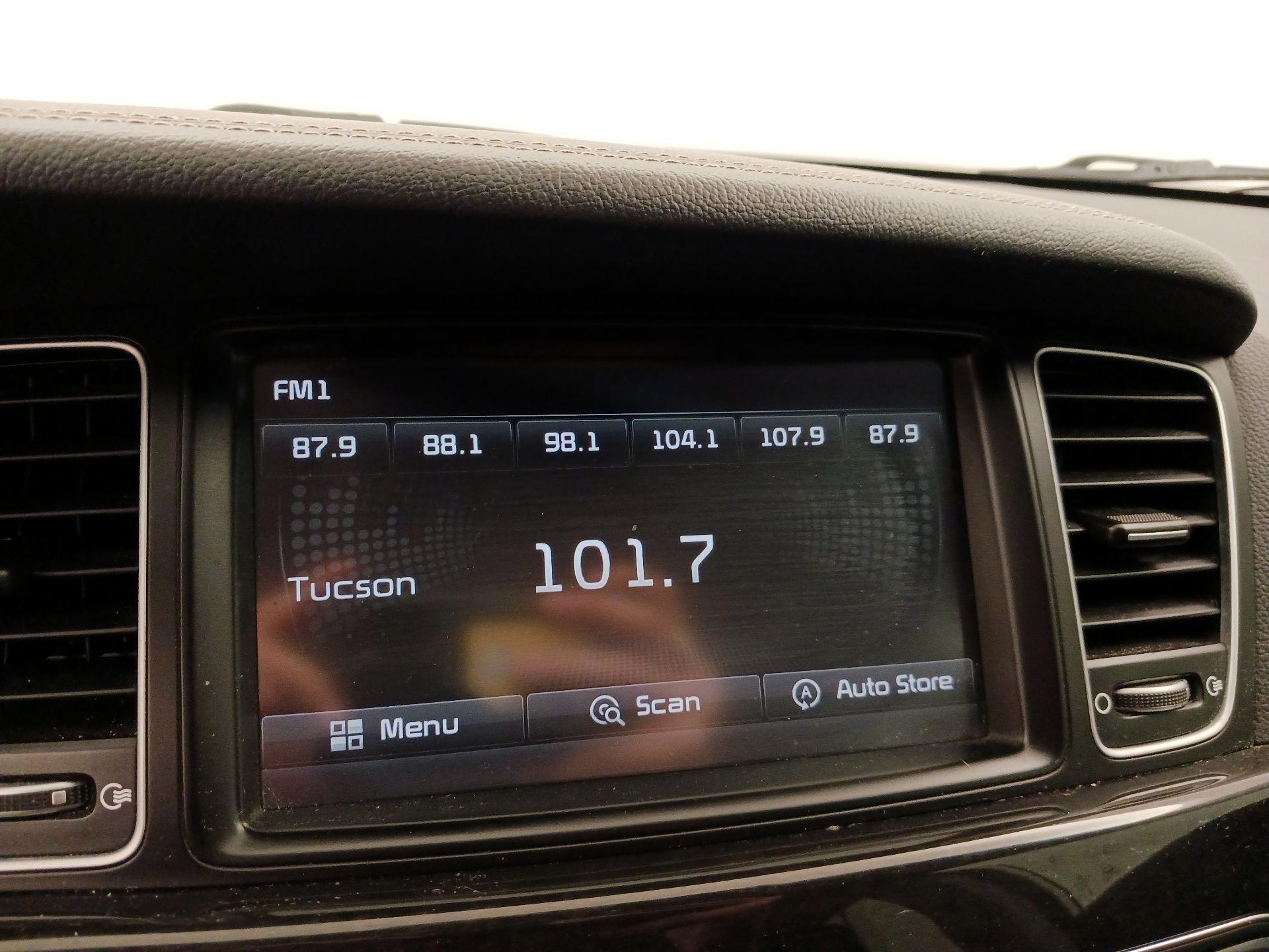 Thumbnail: 2014 Kia Cadenza - 16