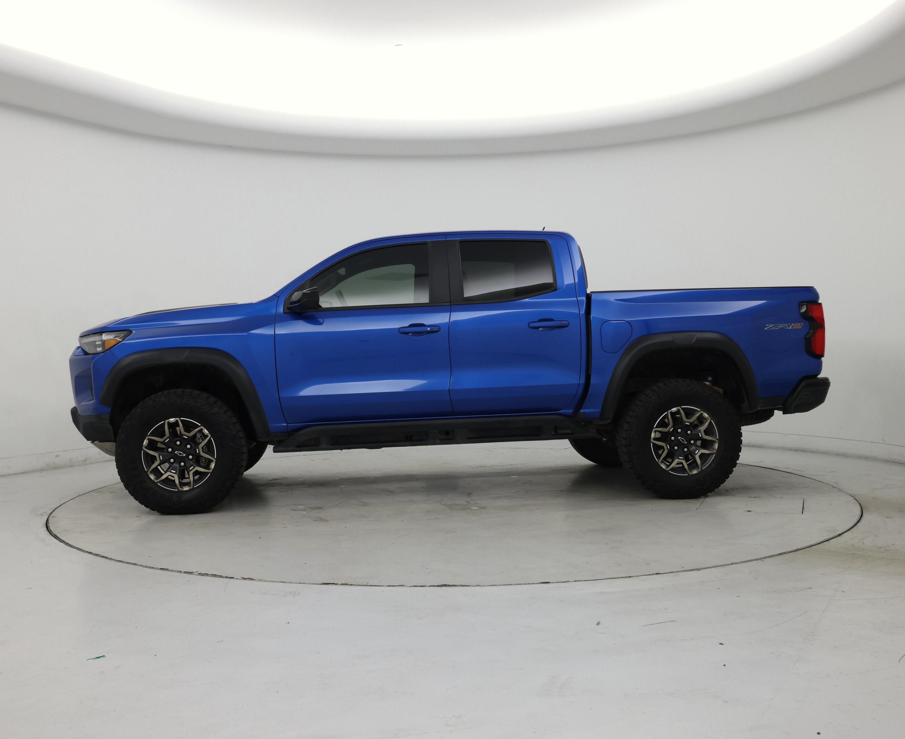 Thumbnail: 2024 Chevrolet Colorado - 3