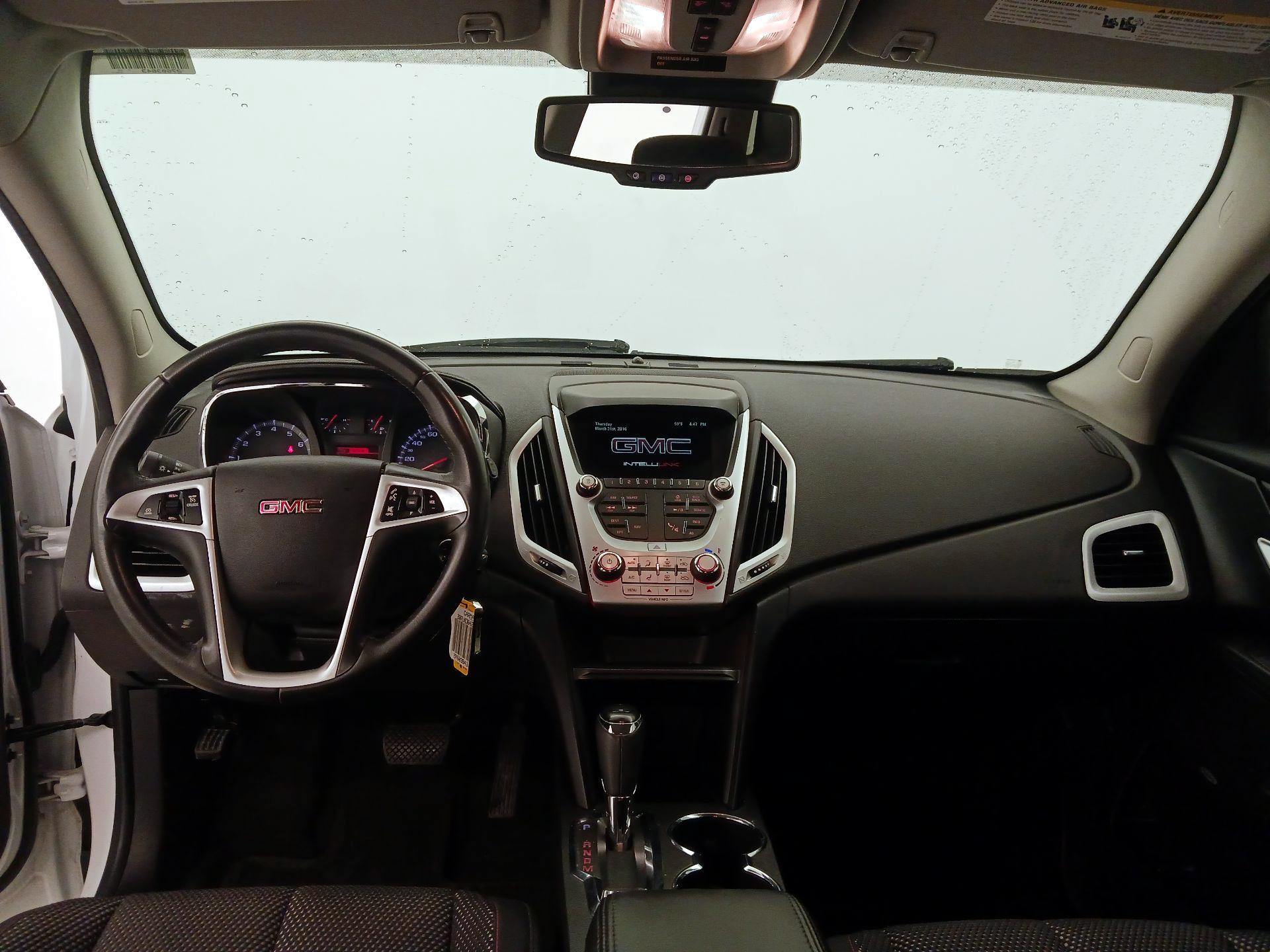 Thumbnail: 2017 GMC Terrain - 9