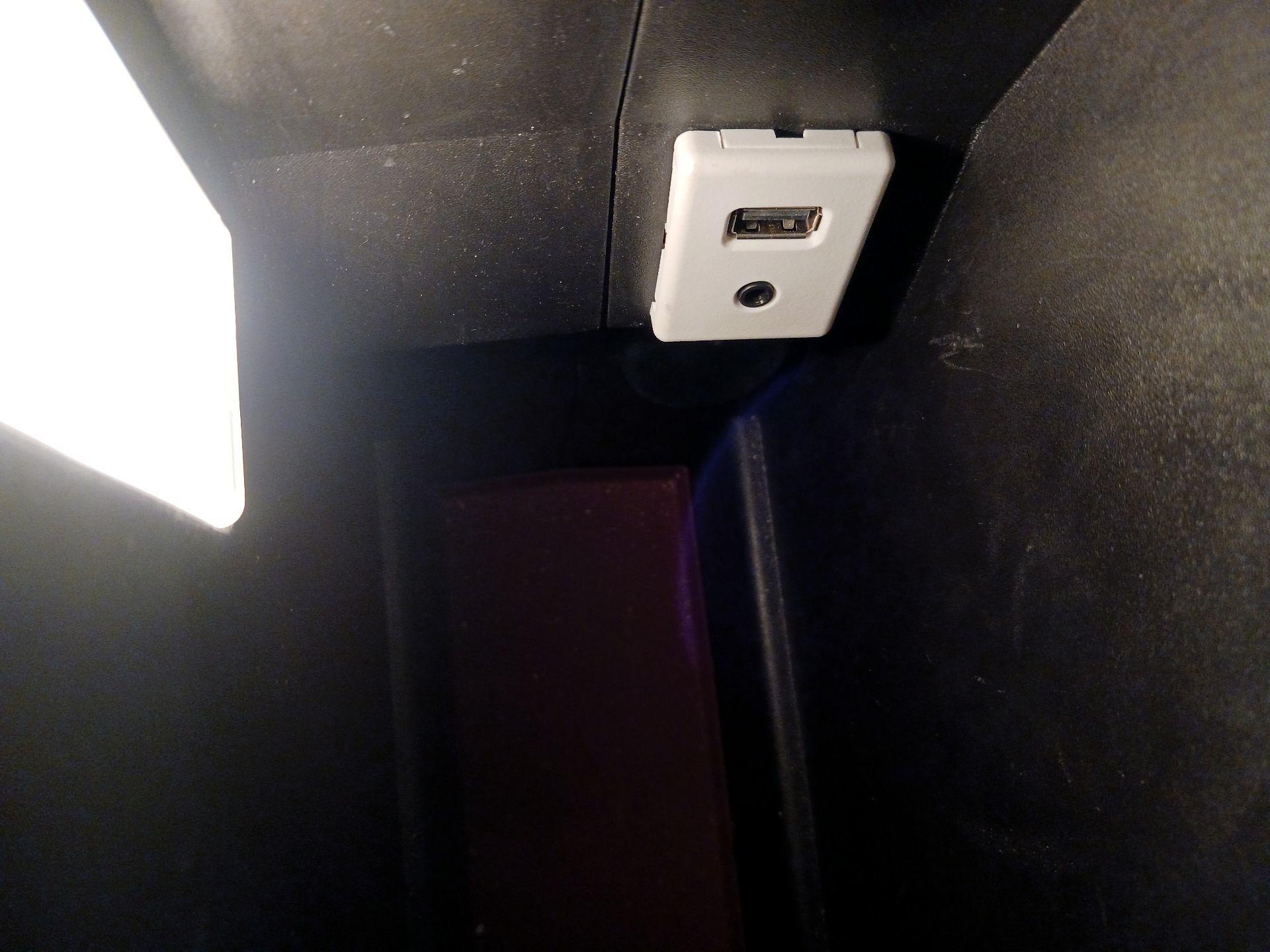 Thumbnail: 2017 GMC Terrain - 18