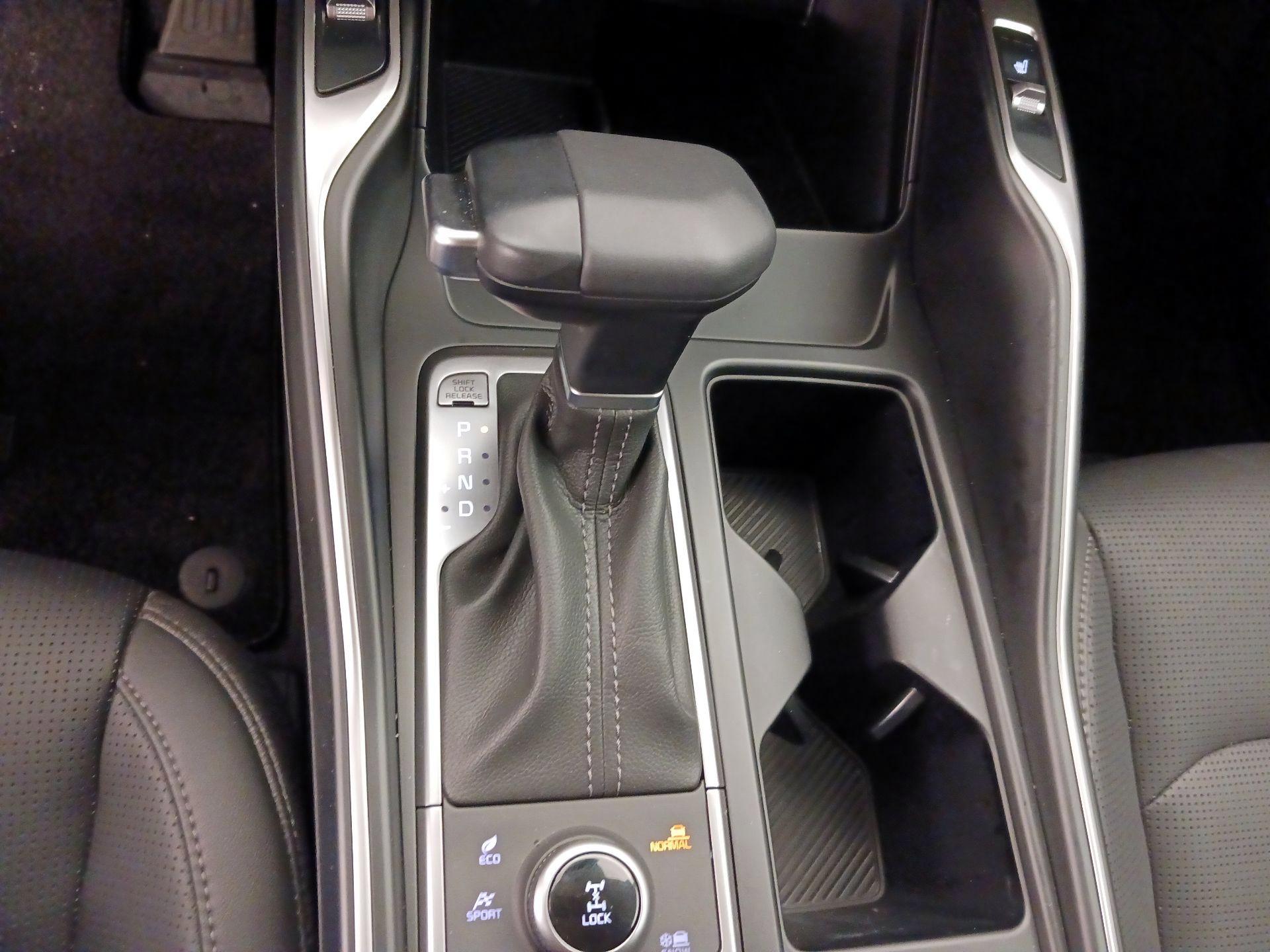 Thumbnail: 2024 Kia Sorento - 18