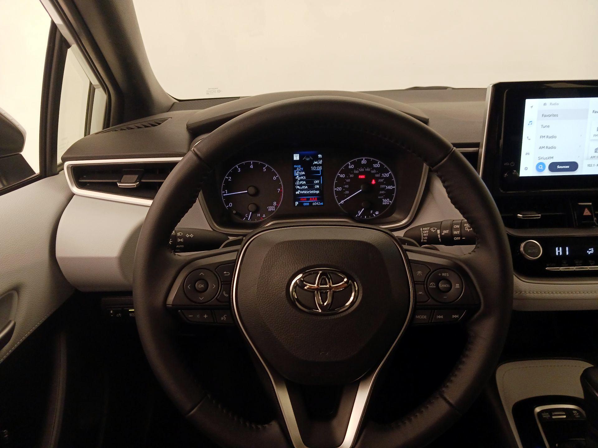 Thumbnail: 2025 Toyota Corolla - 10