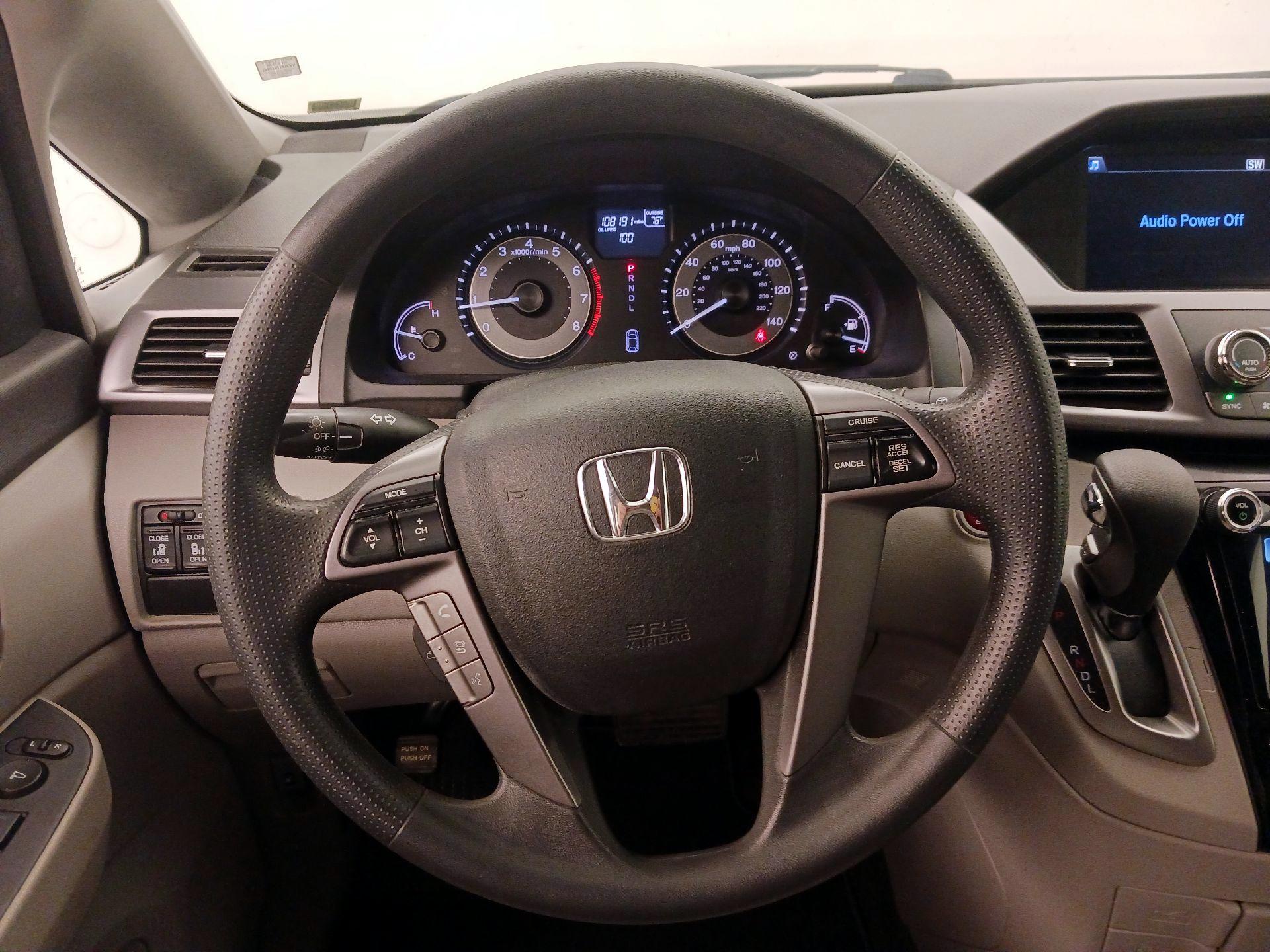 Thumbnail: 2014 Honda Odyssey - 10