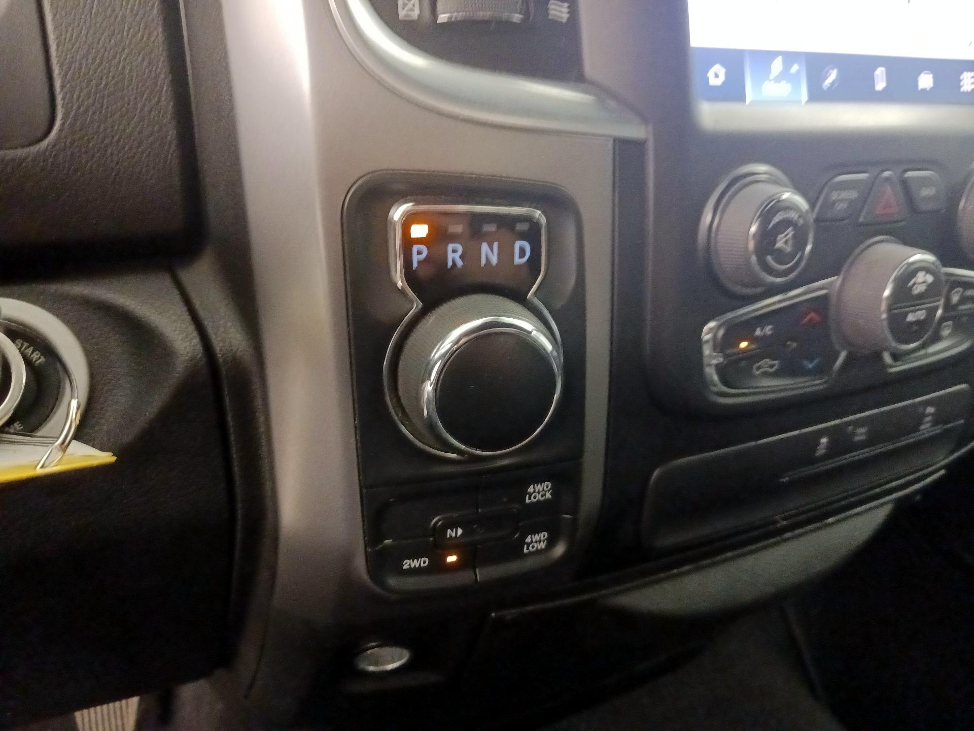 Thumbnail: 2022 RAM 1500 Classic - 17