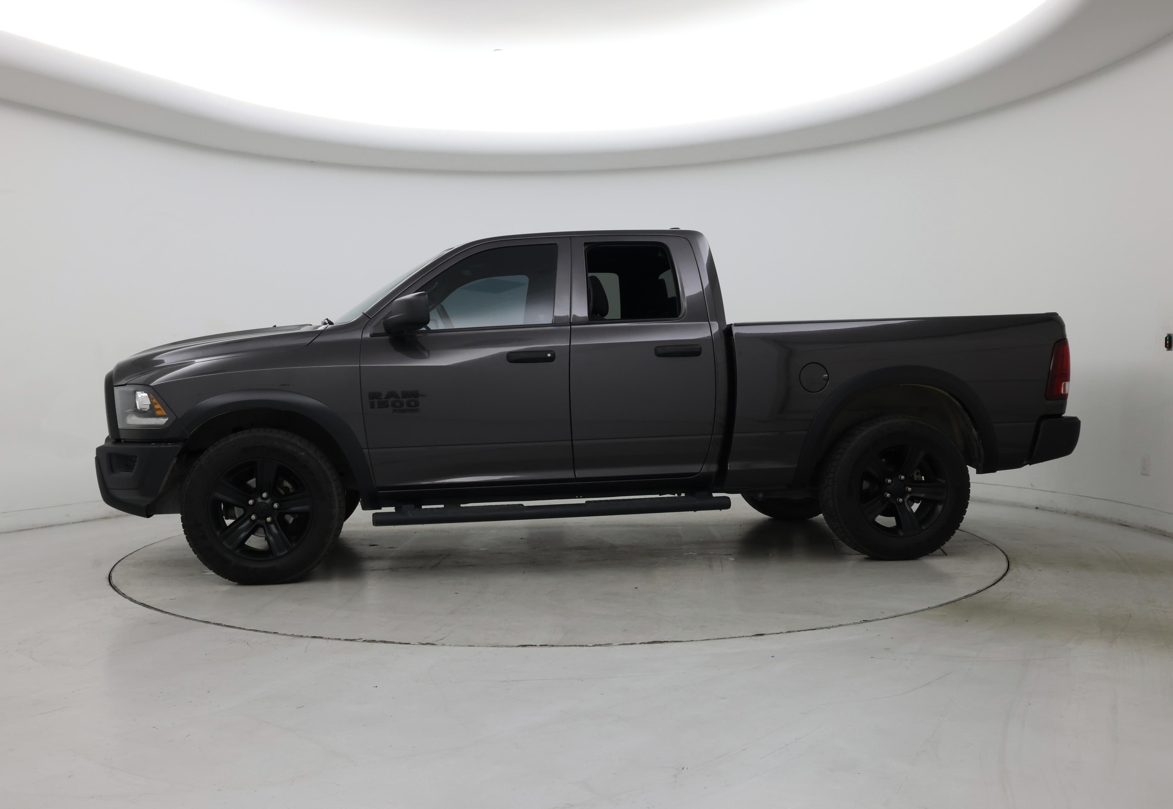 Thumbnail: 2022 RAM 1500 Classic - 3