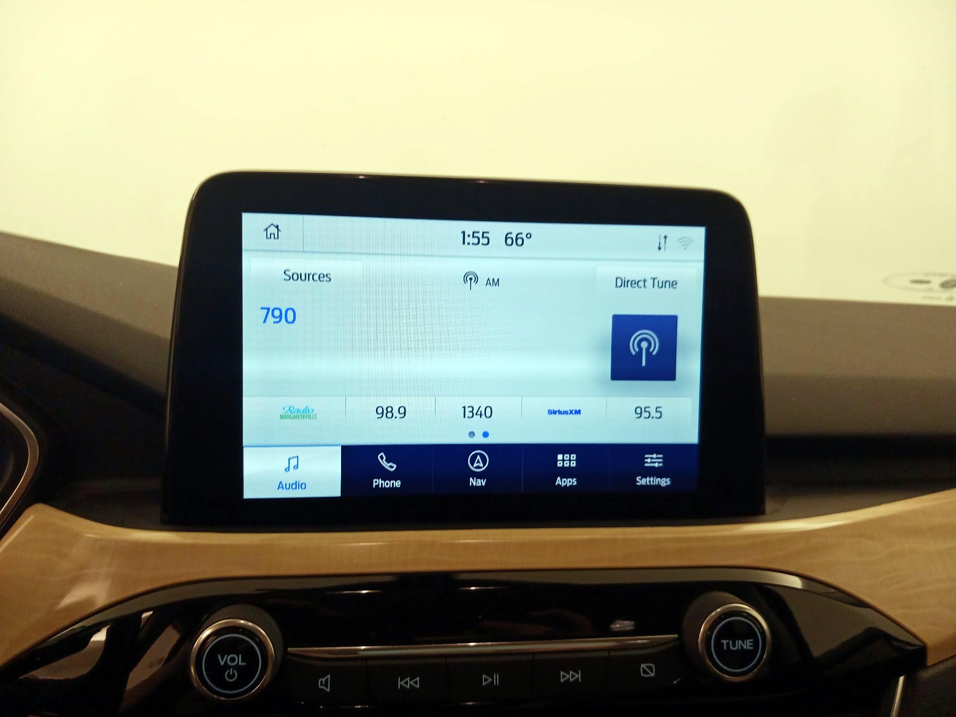 Thumbnail: 2021 Ford Escape - 16