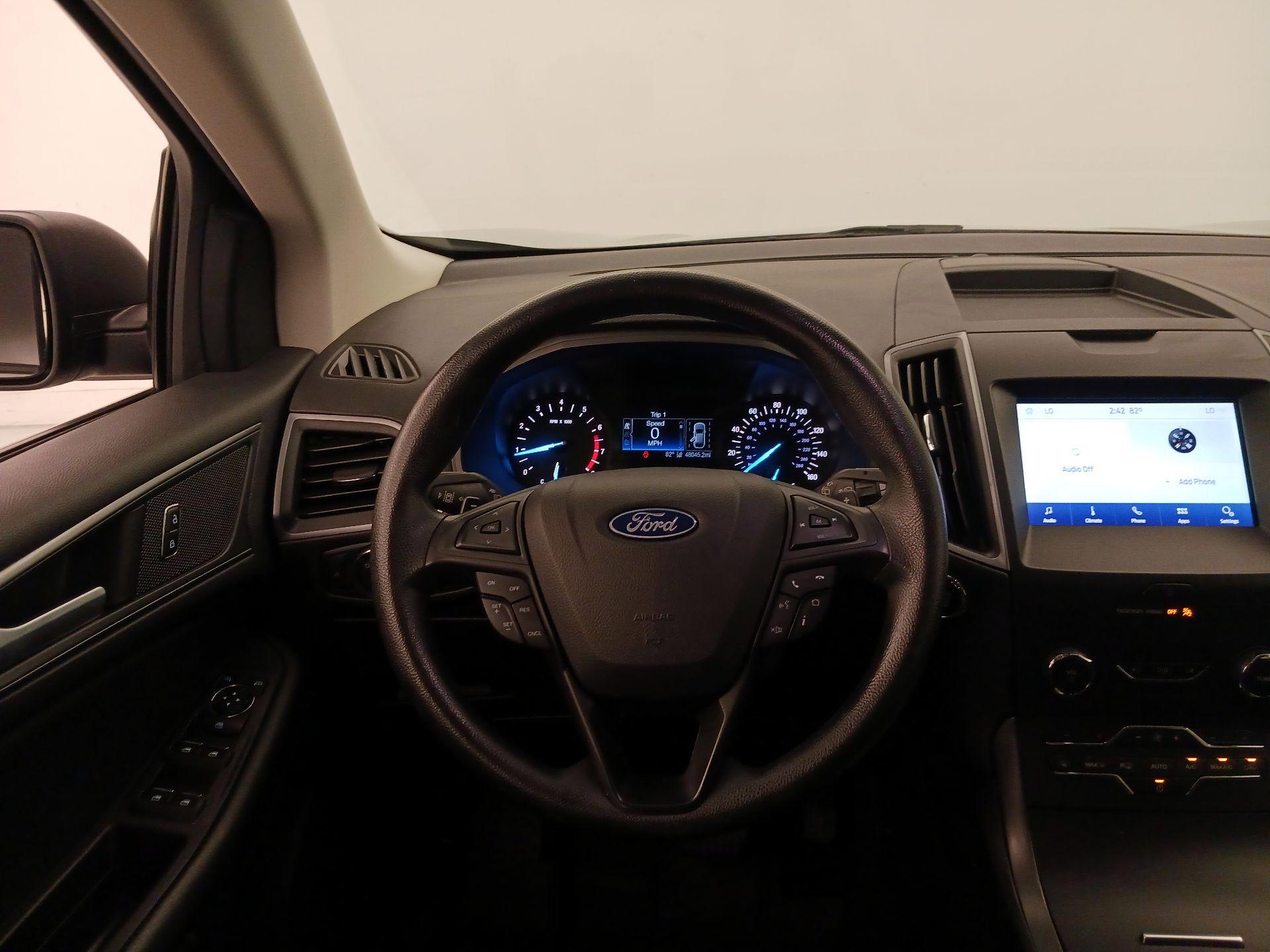 Thumbnail: 2020 Ford Edge - 10