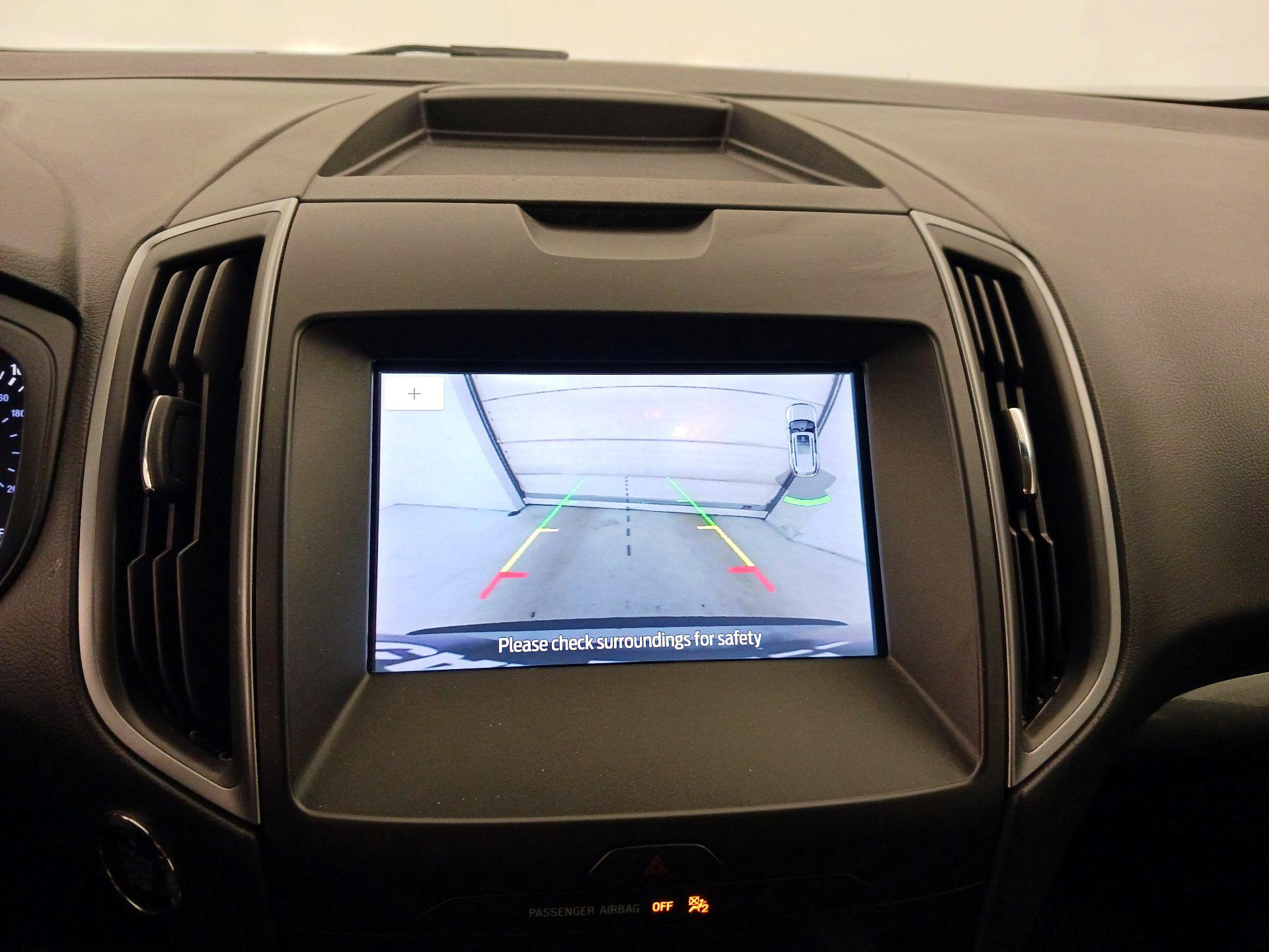 Thumbnail: 2020 Ford Edge - 14