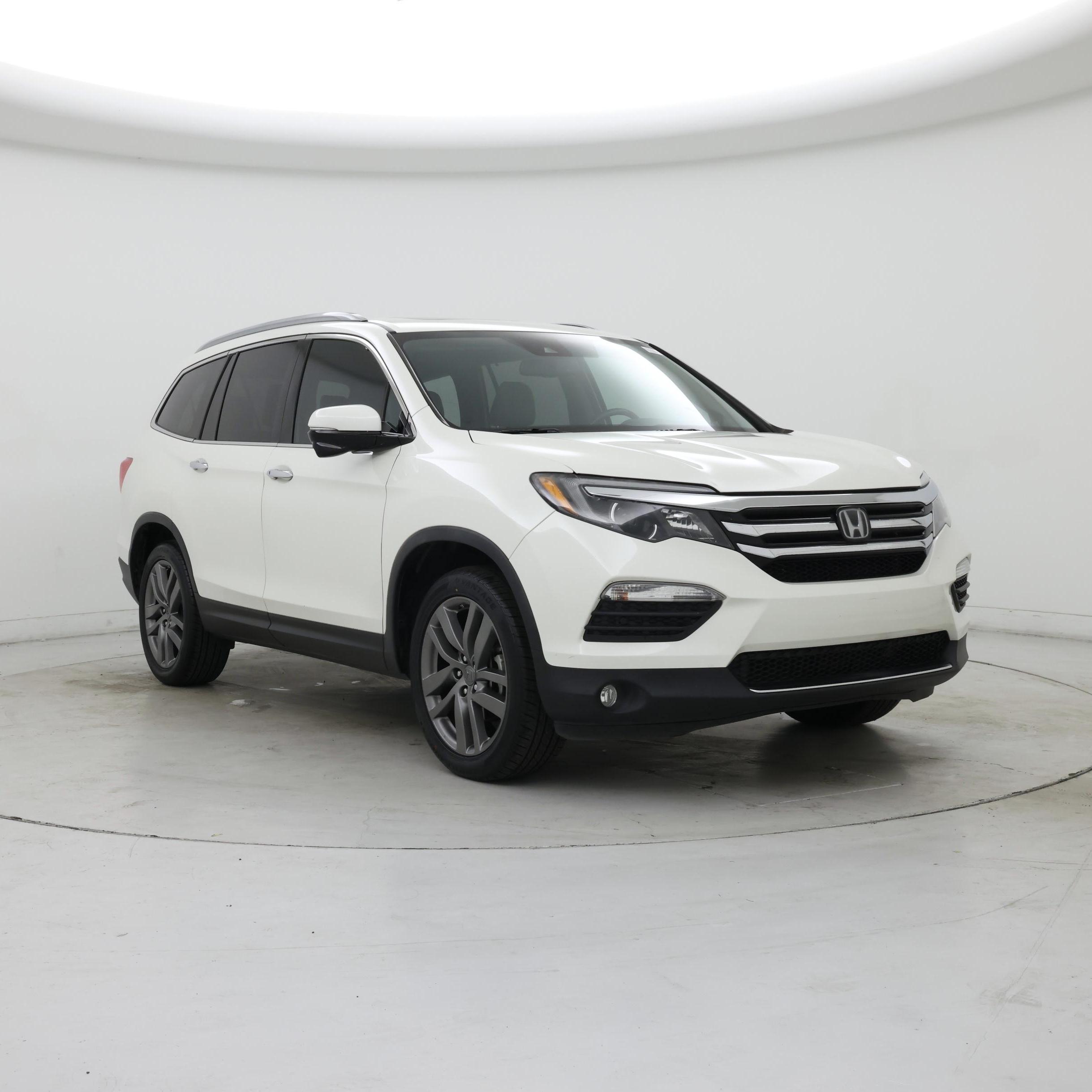 2018 Honda Pilot Touring FWD