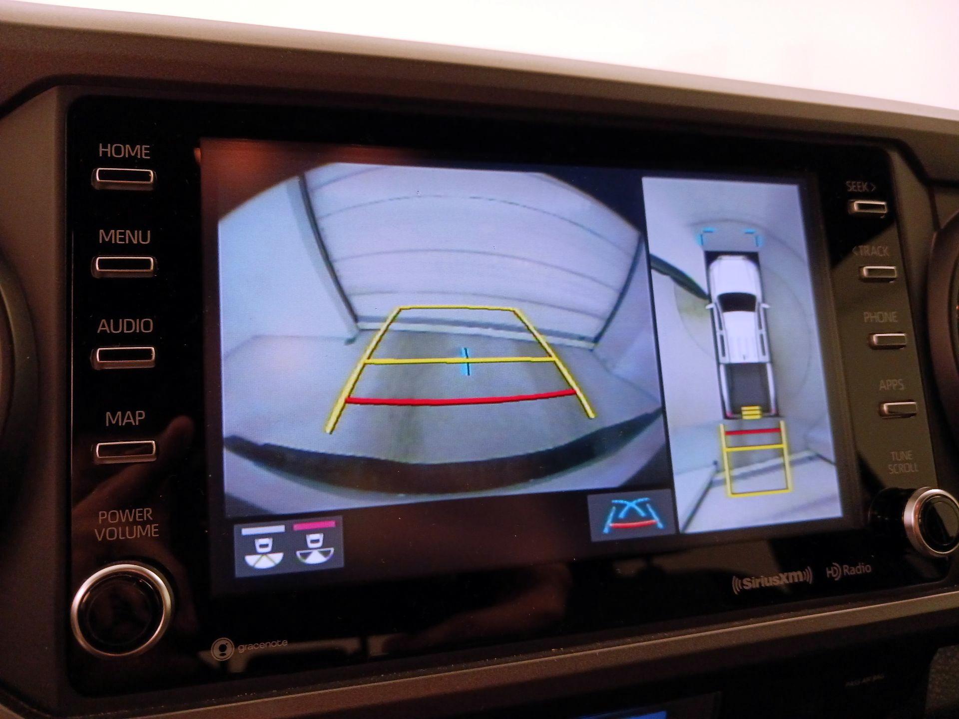 Thumbnail: 2023 Toyota Tacoma - 15