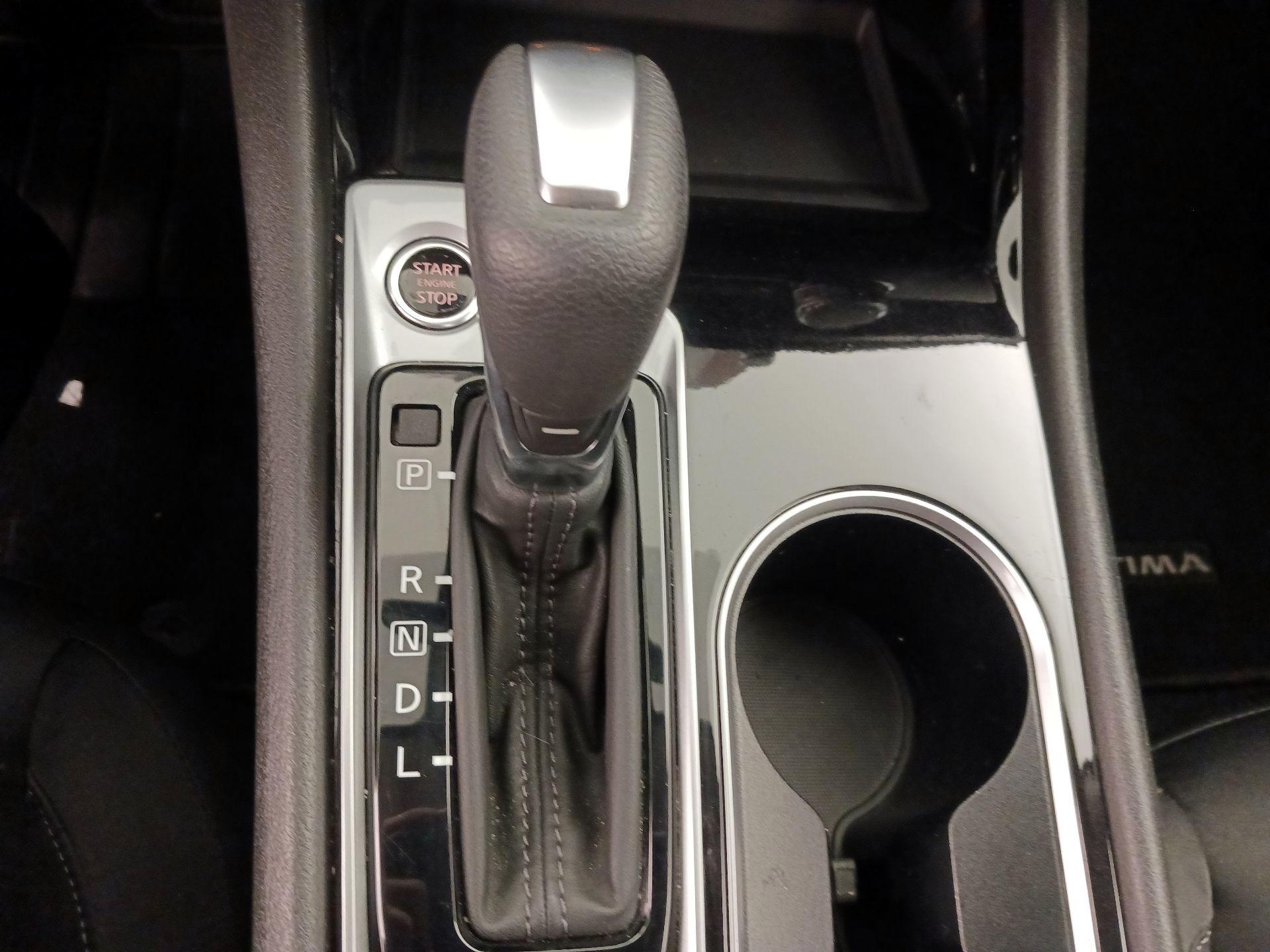 Thumbnail: 2024 Nissan Altima - 17