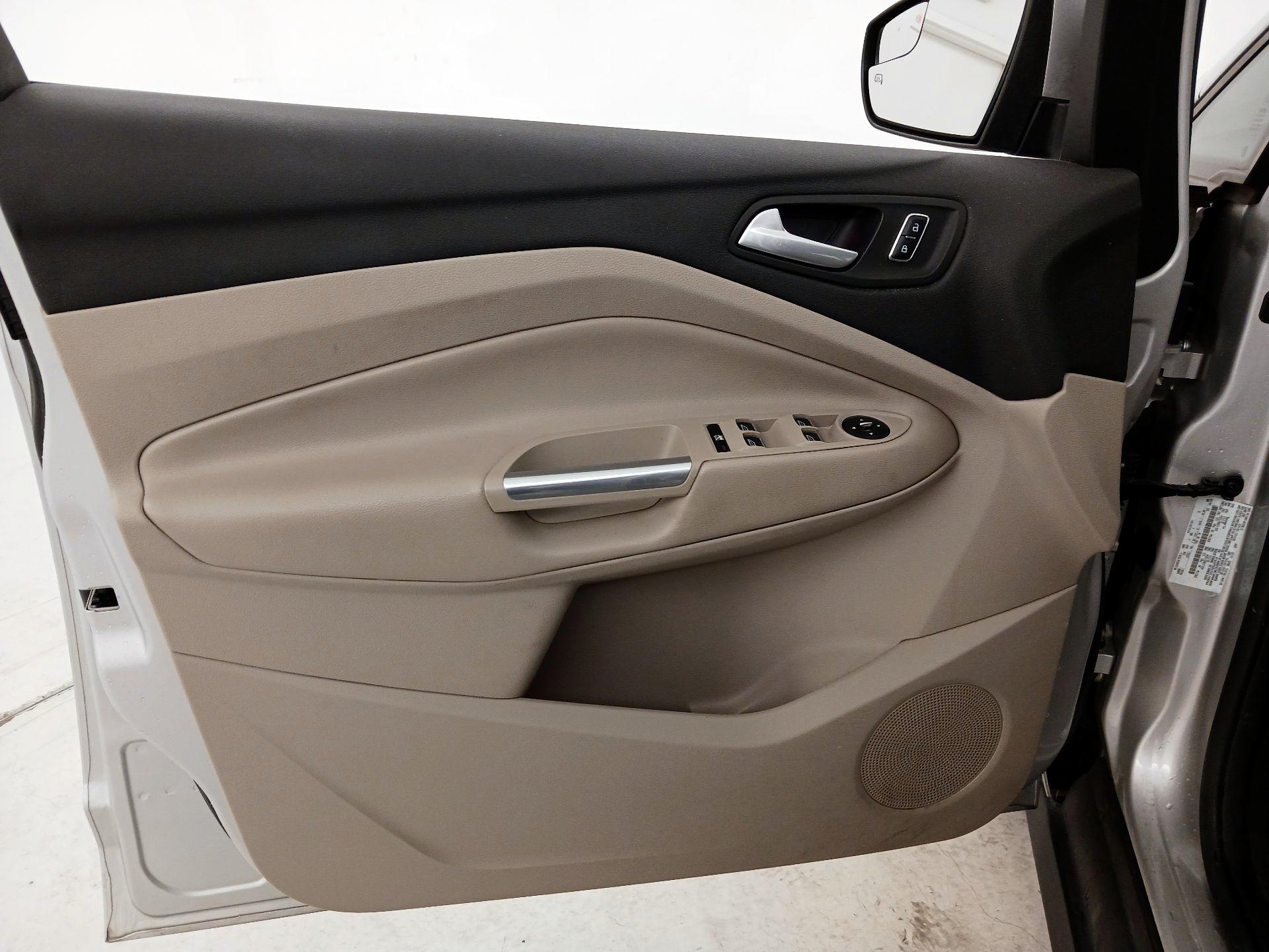 Thumbnail: 2015 Ford C-Max - 12